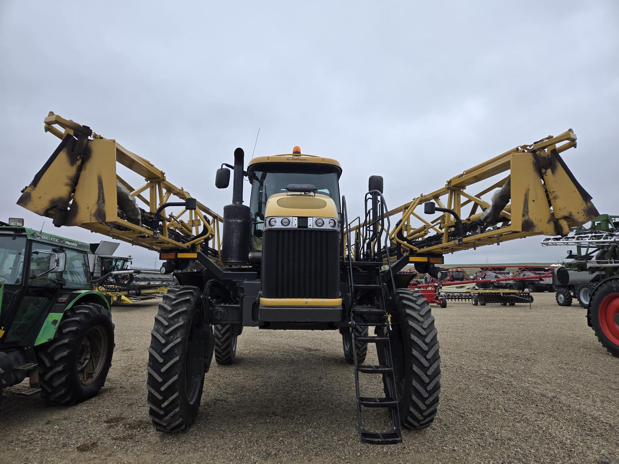 2017 RoGator RG1300B Sprayer/High Clearance