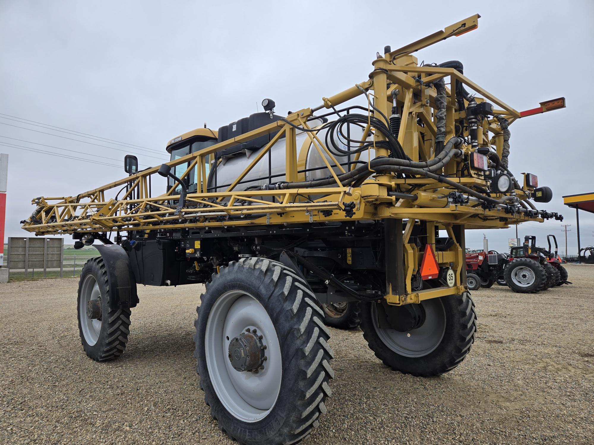 2017 RoGator RG1300B Sprayer/High Clearance