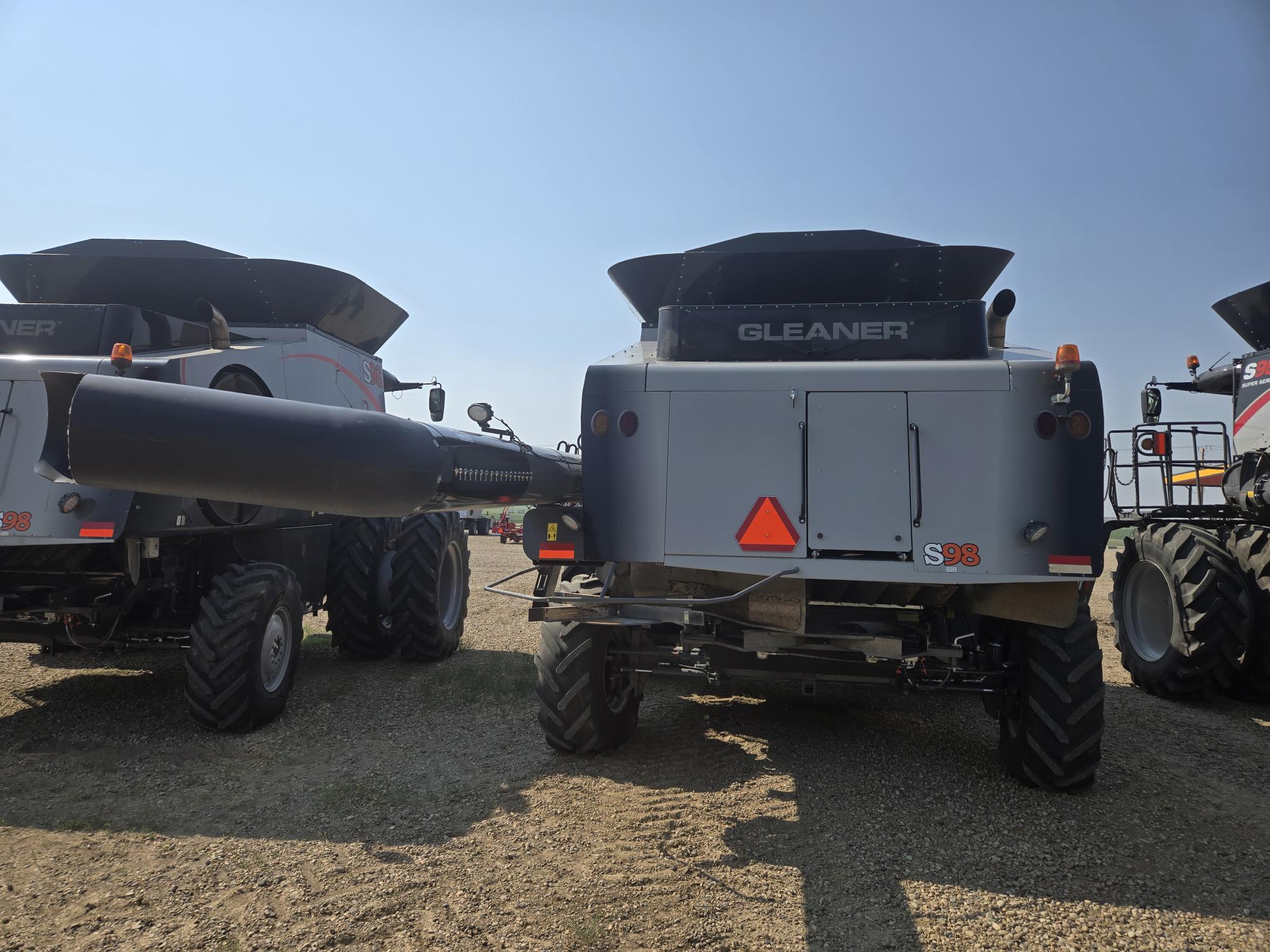 2023 AGCO Gleaner S98 Combine
