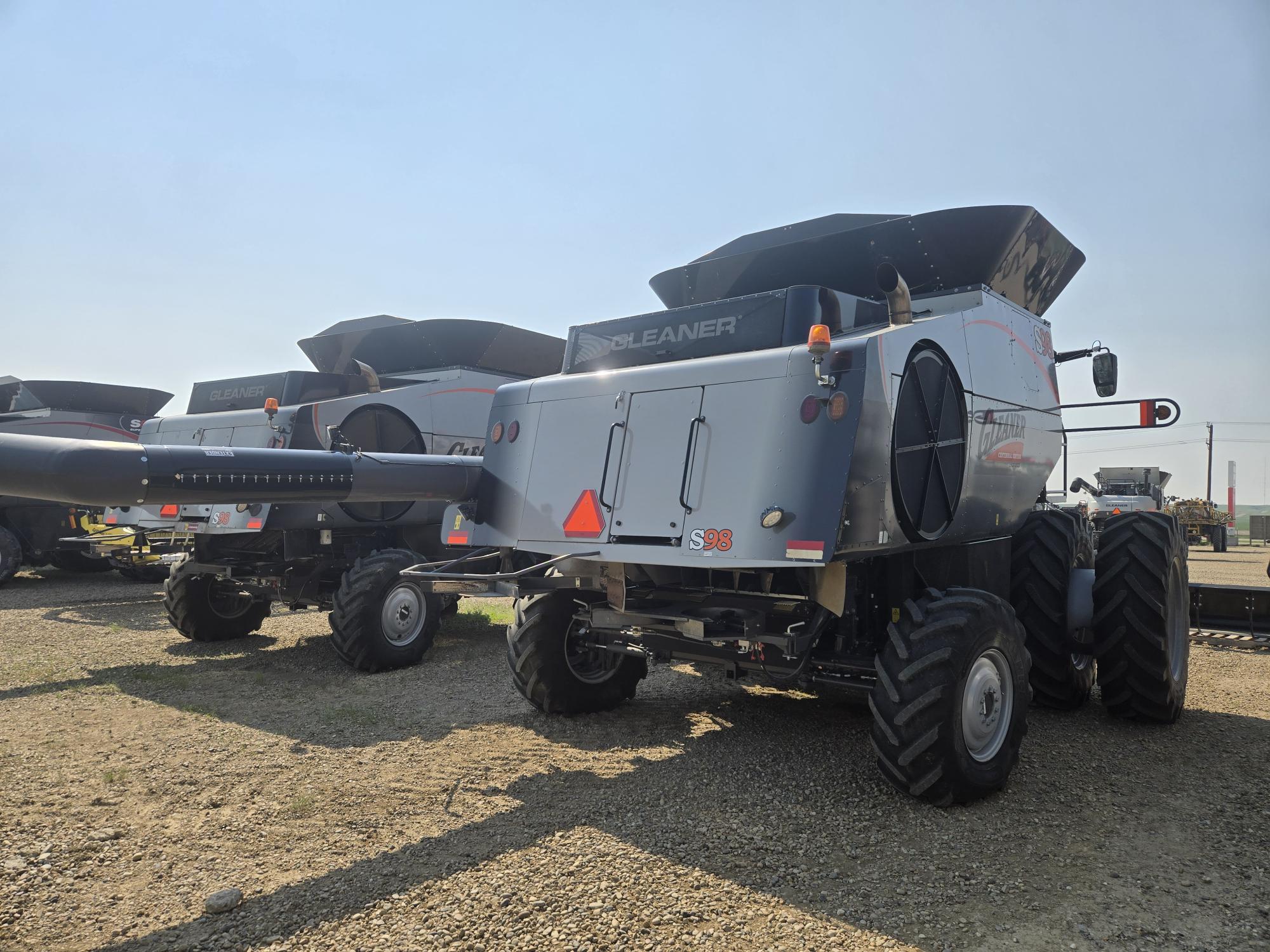 2023 AGCO Gleaner S98 Combine