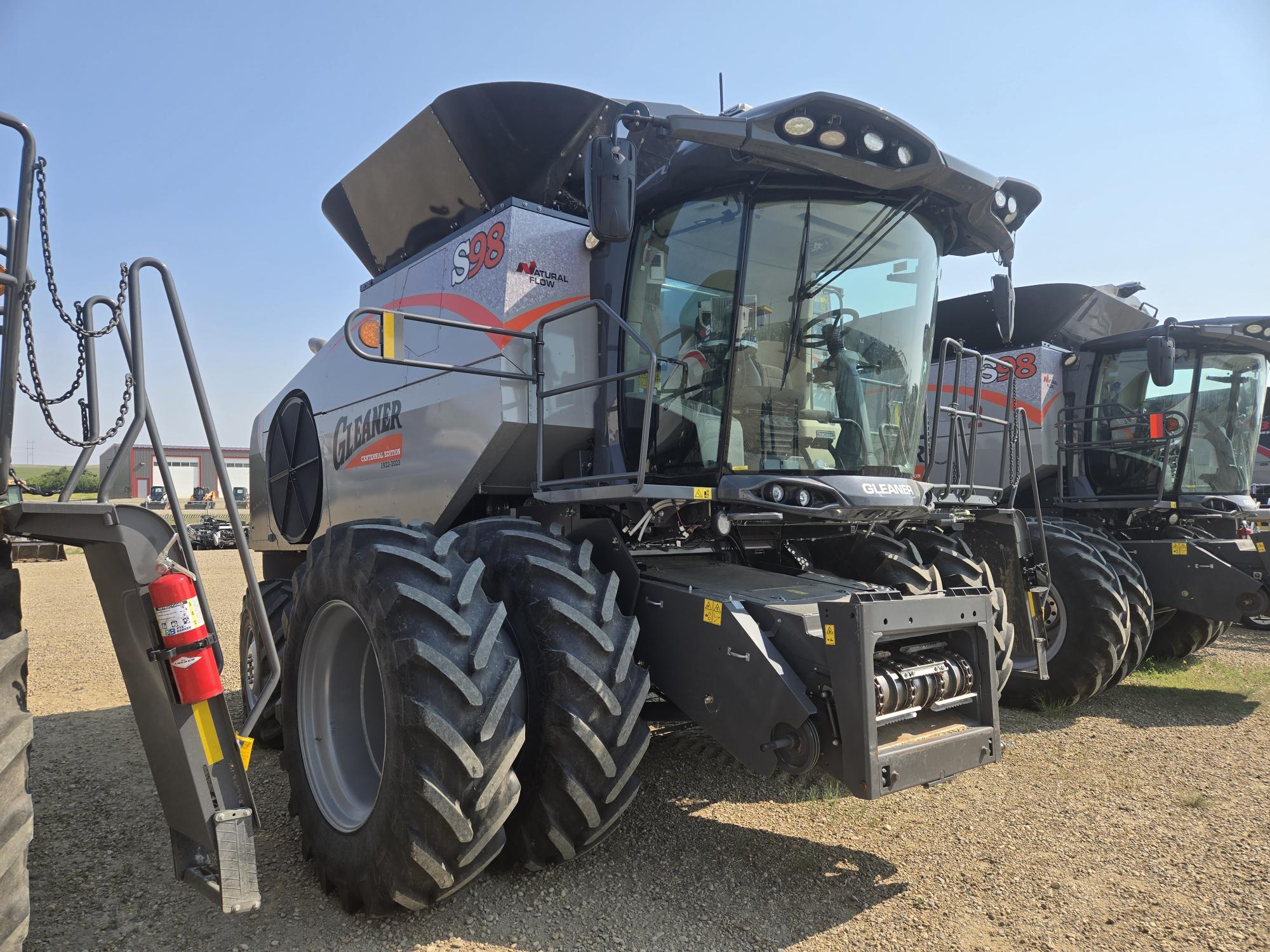 2023 AGCO Gleaner S98 Combine