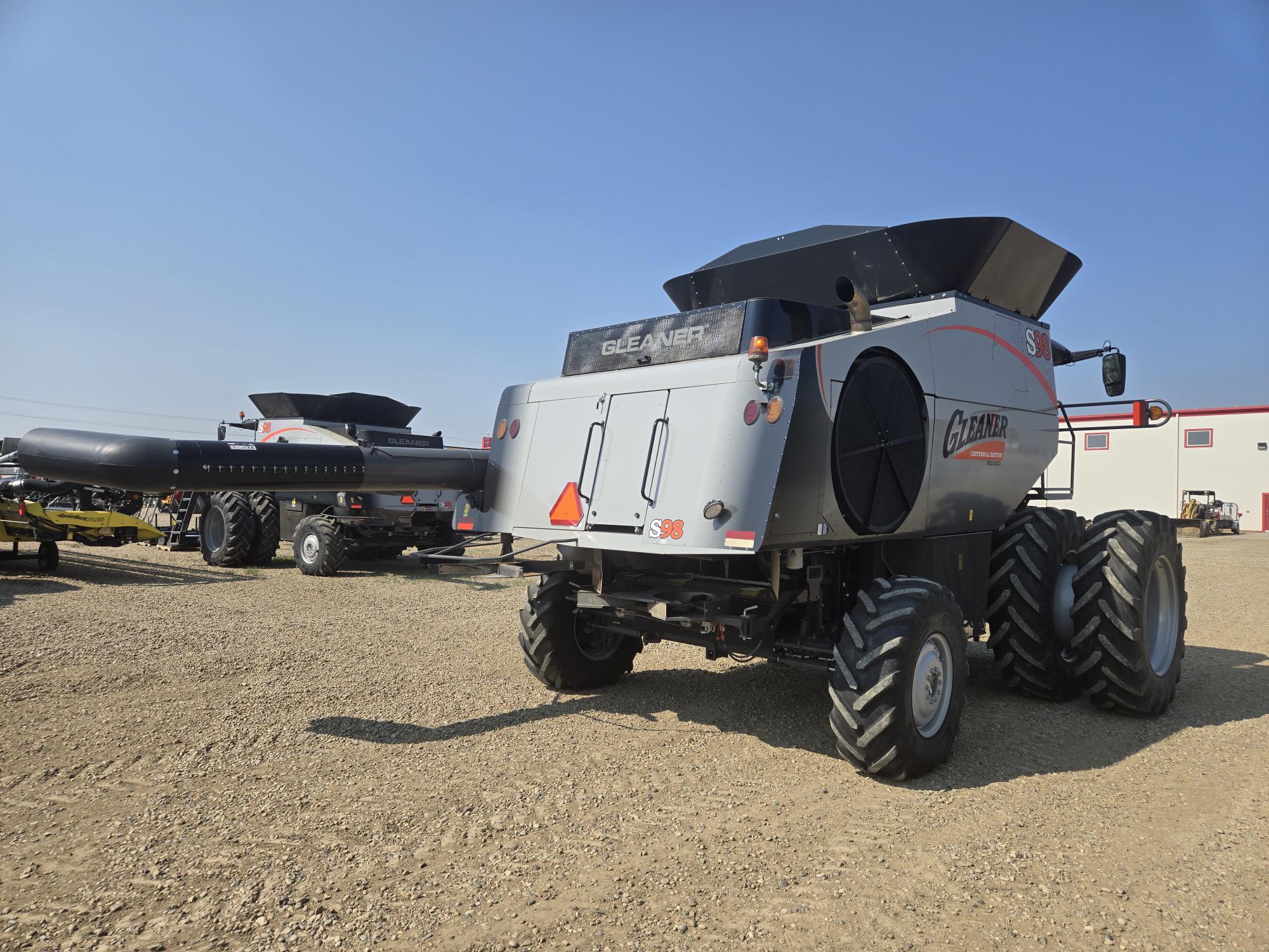 2023 AGCO Gleaner S98 Combine