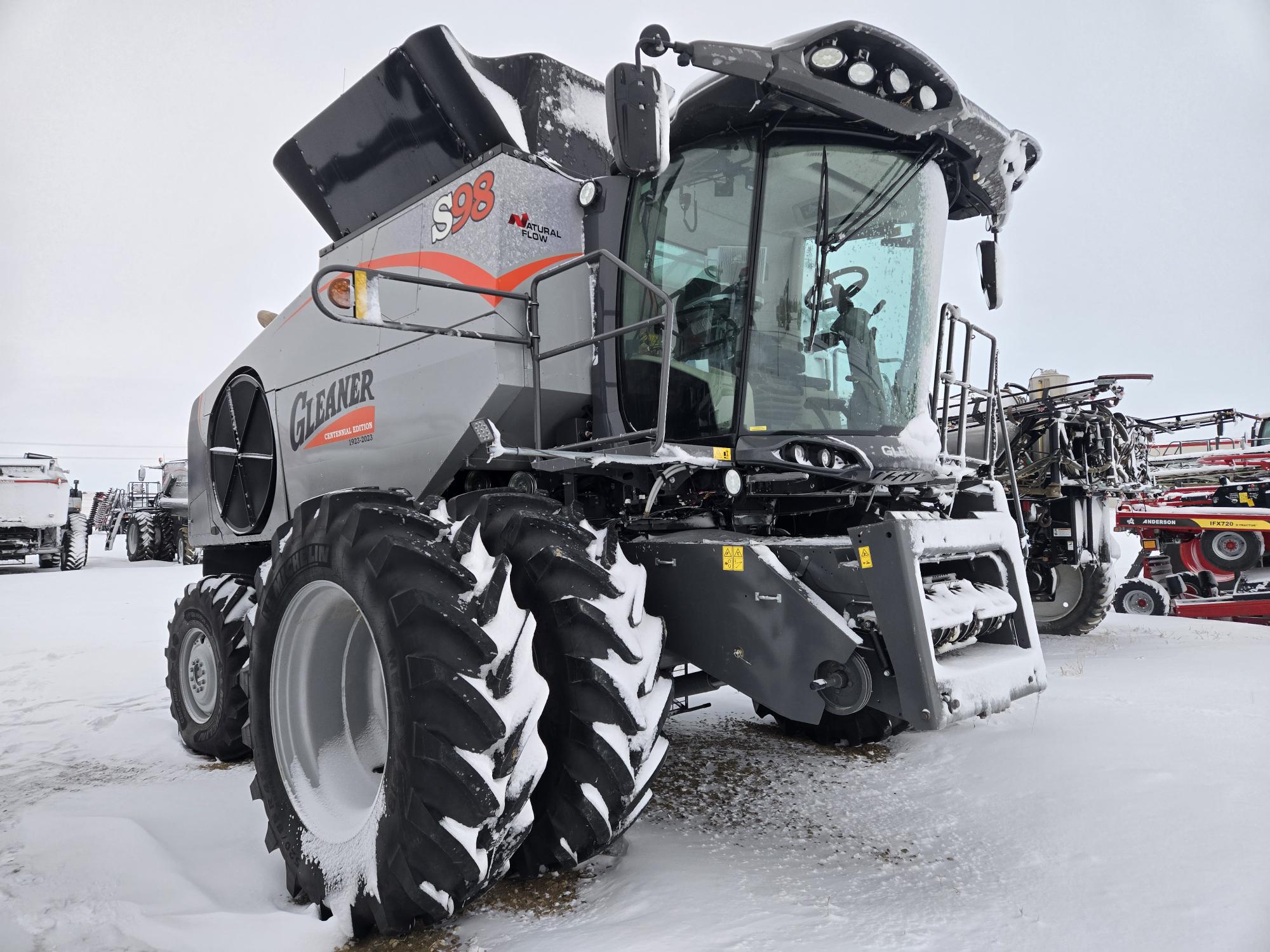 2023 AGCO Gleaner S98 Combine