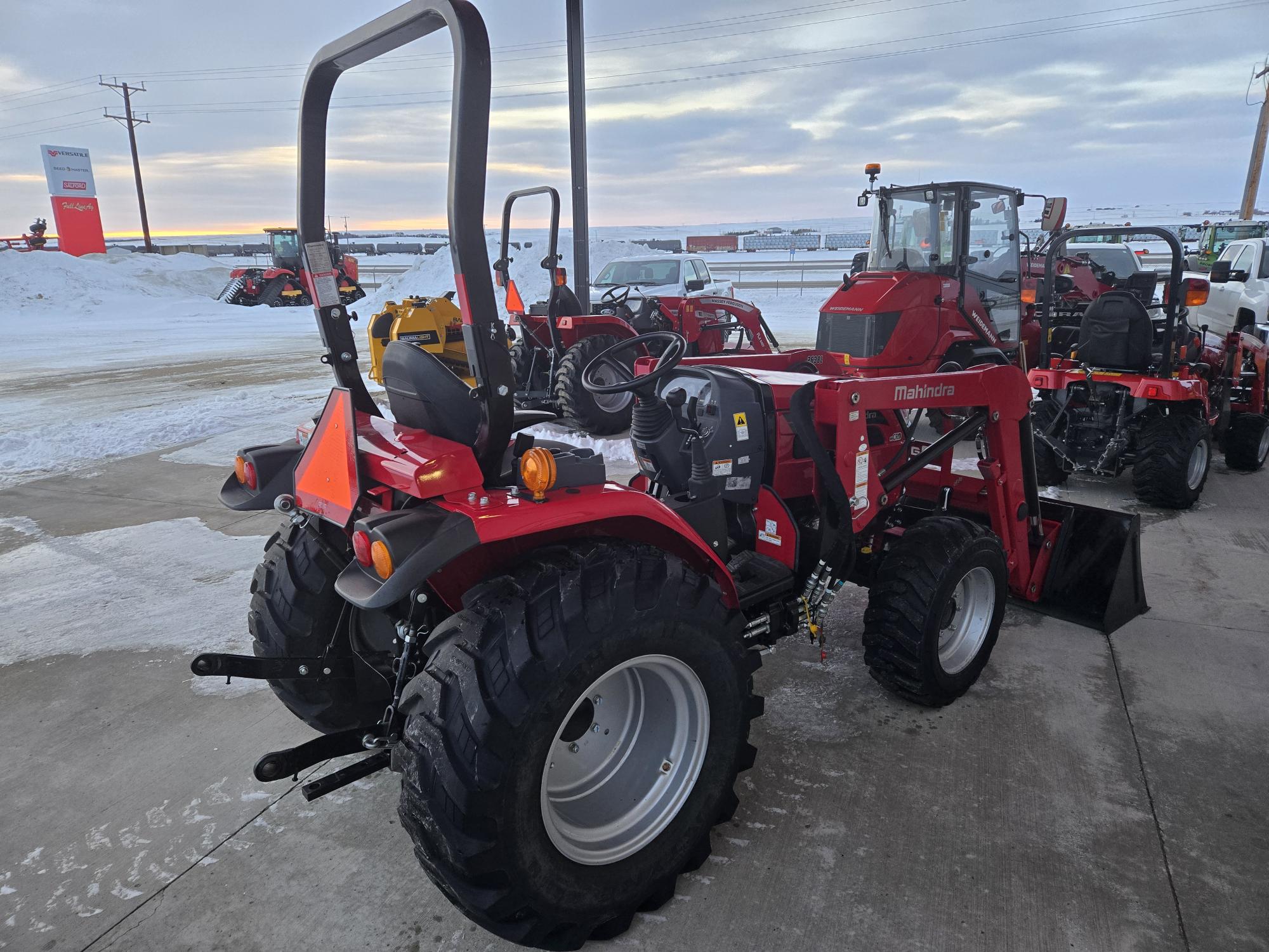 2023 Mahindra 2638H Tractor