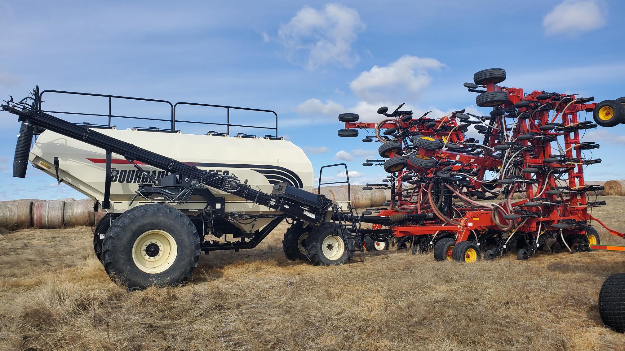 2013 Bourgault 3320 Air Drill