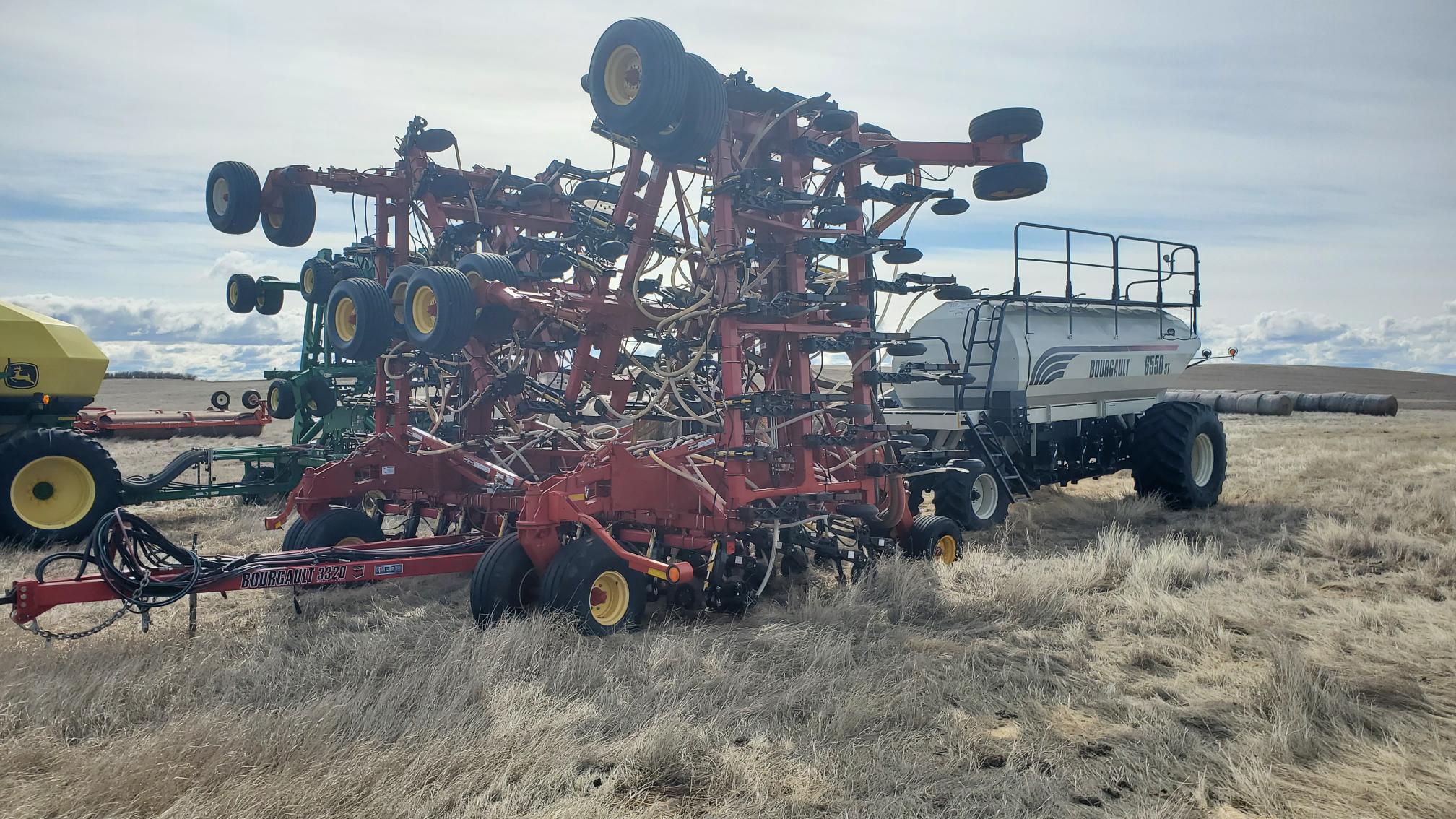 2013 Bourgault 3320 Air Drill