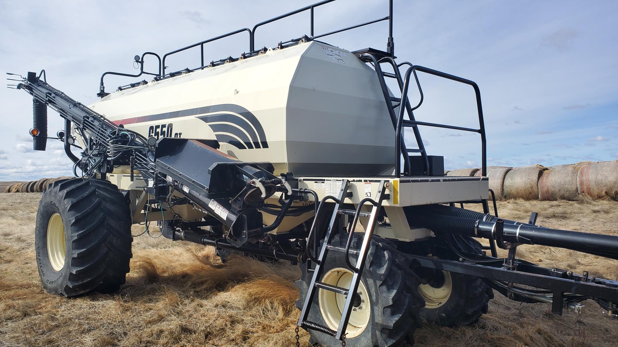 2013 Bourgault 3320 Air Drill