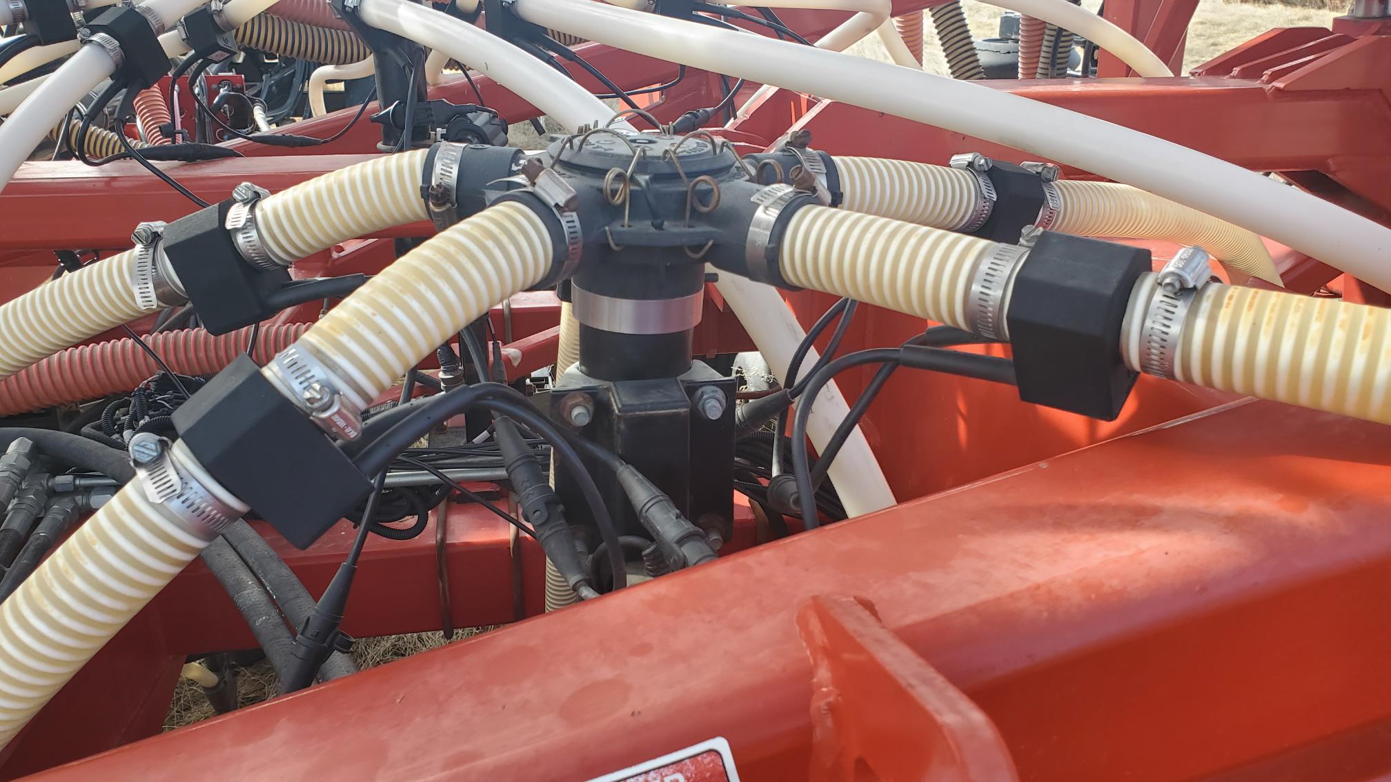 2013 Bourgault 3320 Air Drill
