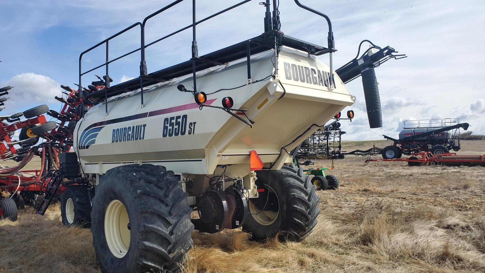 2013 Bourgault 3320 Air Drill