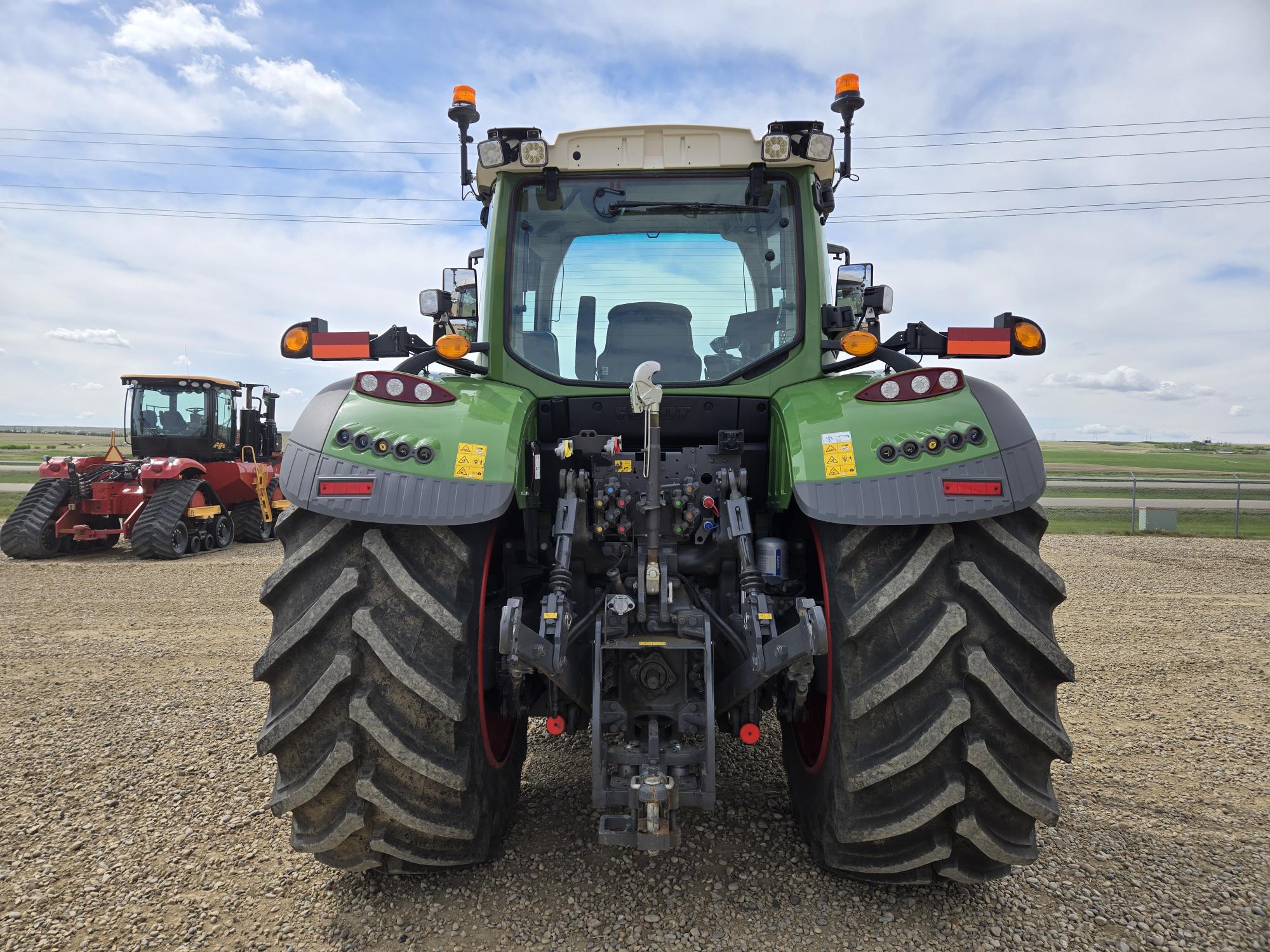 2022 Fendt 724 Gen6 Tractor