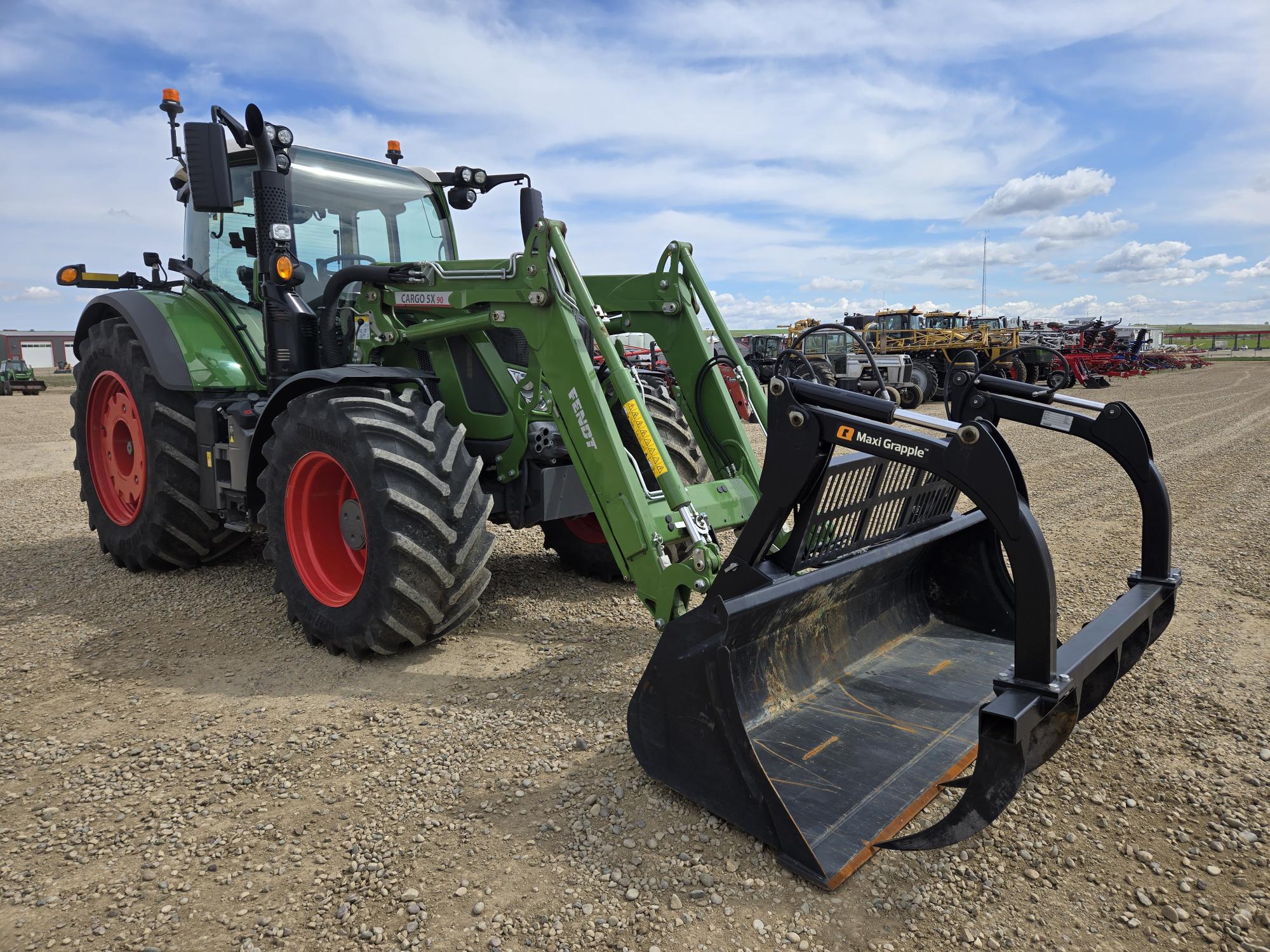 2022 Fendt 724 Gen6 Tractor