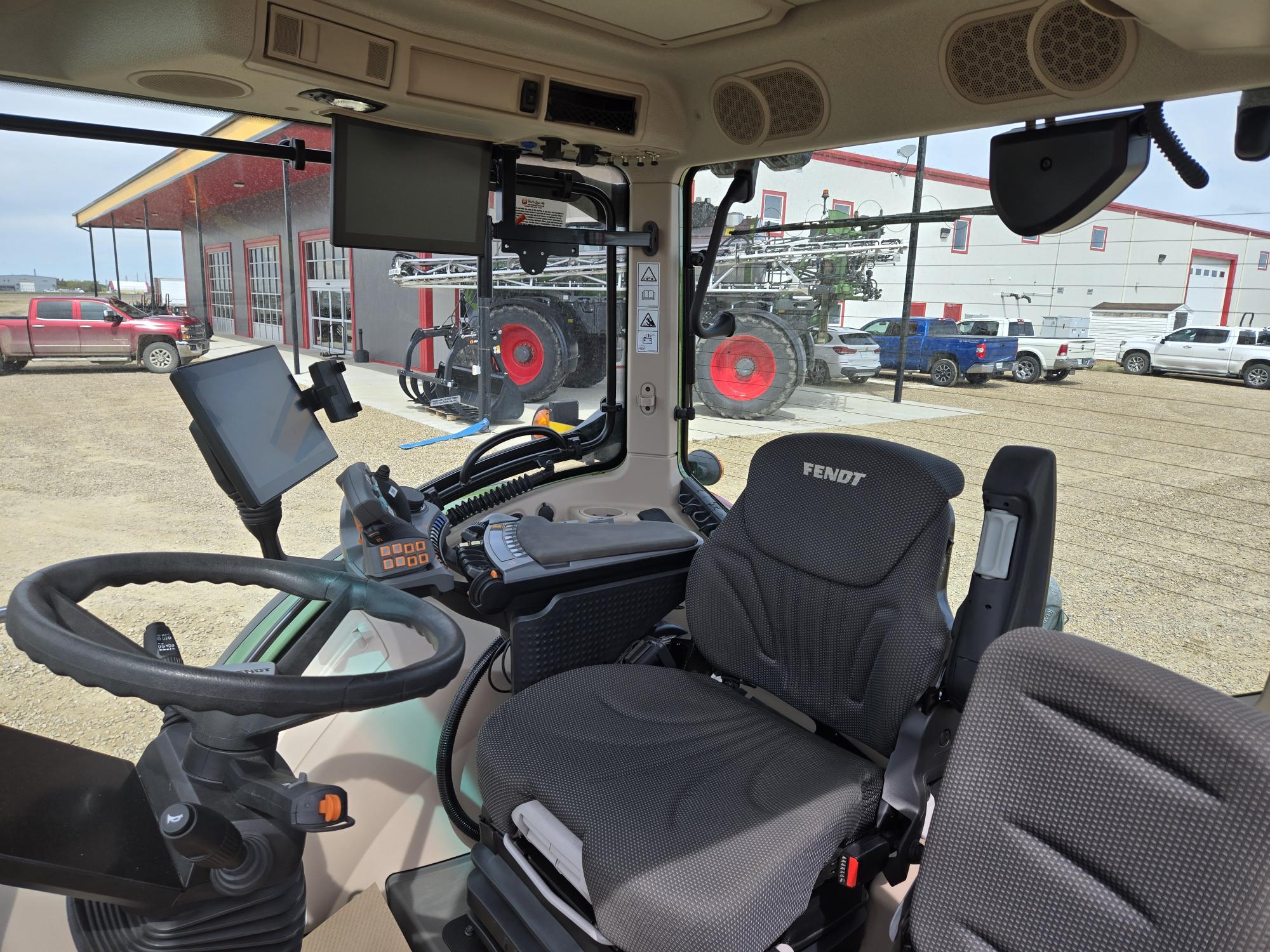 2022 Fendt 724 Gen6 Tractor