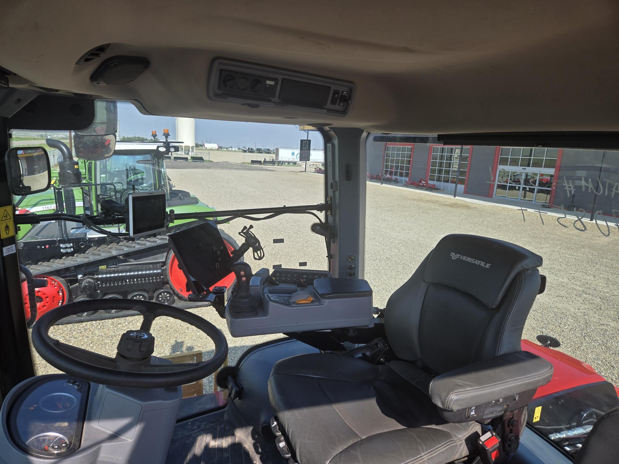 2023 Versatile 620DT Tractor 4WD