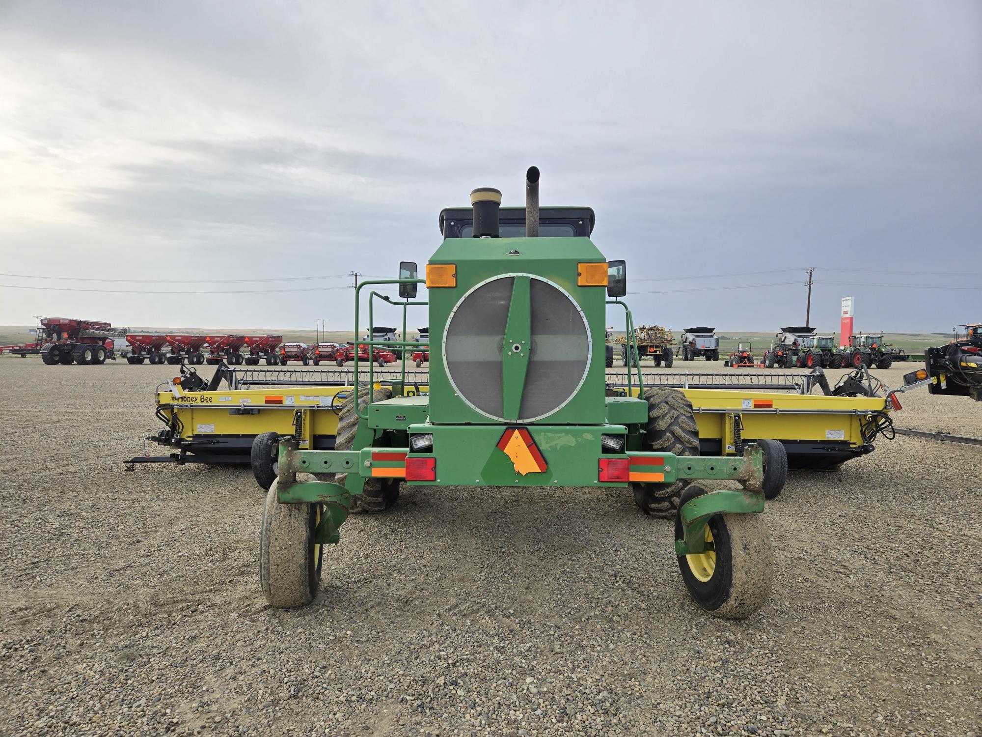 2006 John Deere 4895 Windrower