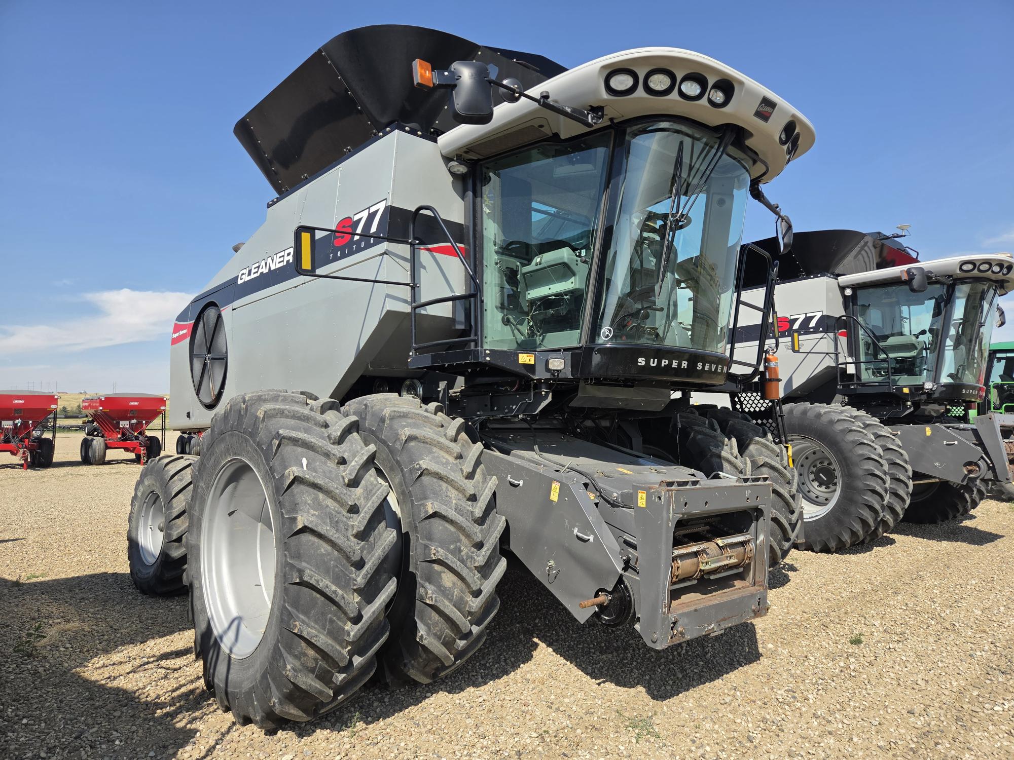 2011 AGCO Gleaner S77 Combine