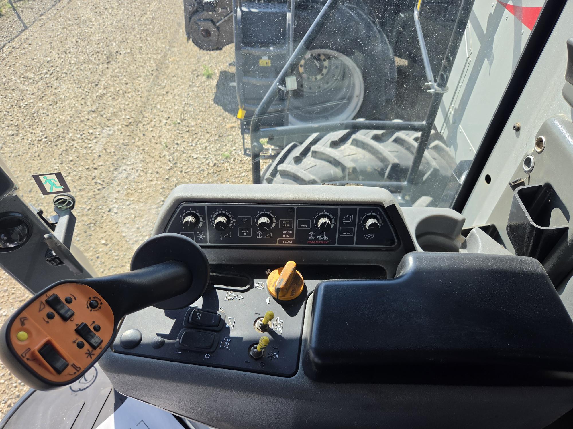 2011 AGCO Gleaner S77 Combine