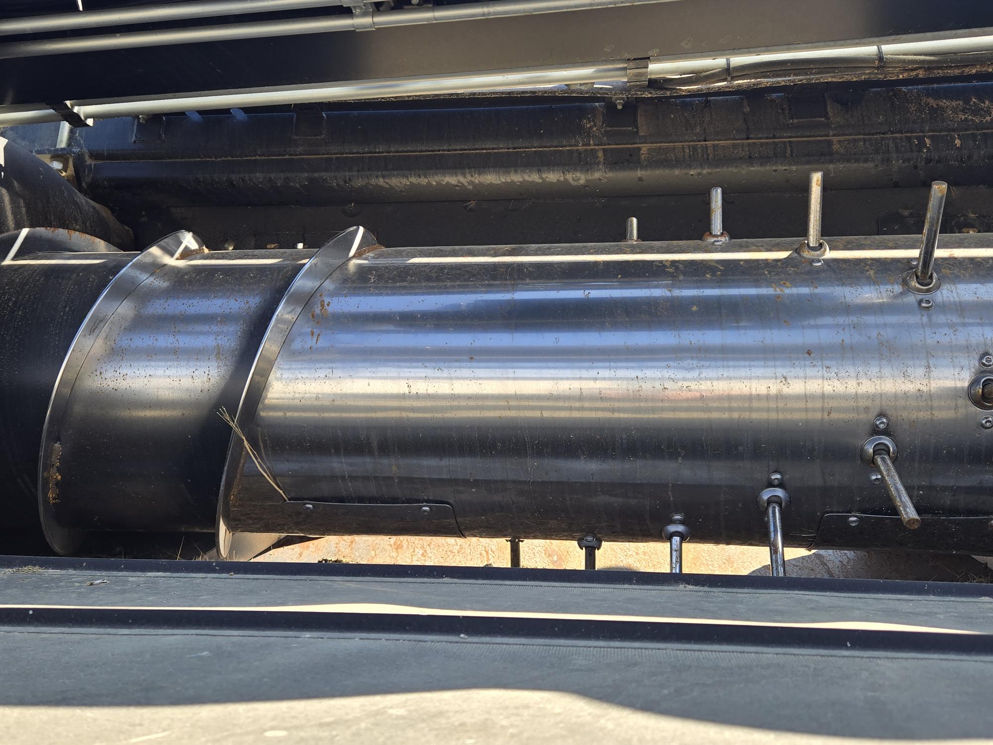 2014 Honey Bee SP36 Header Combine