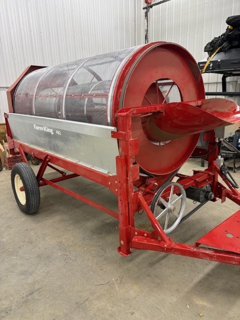 2025 Farm King 482 Grain Cleaner