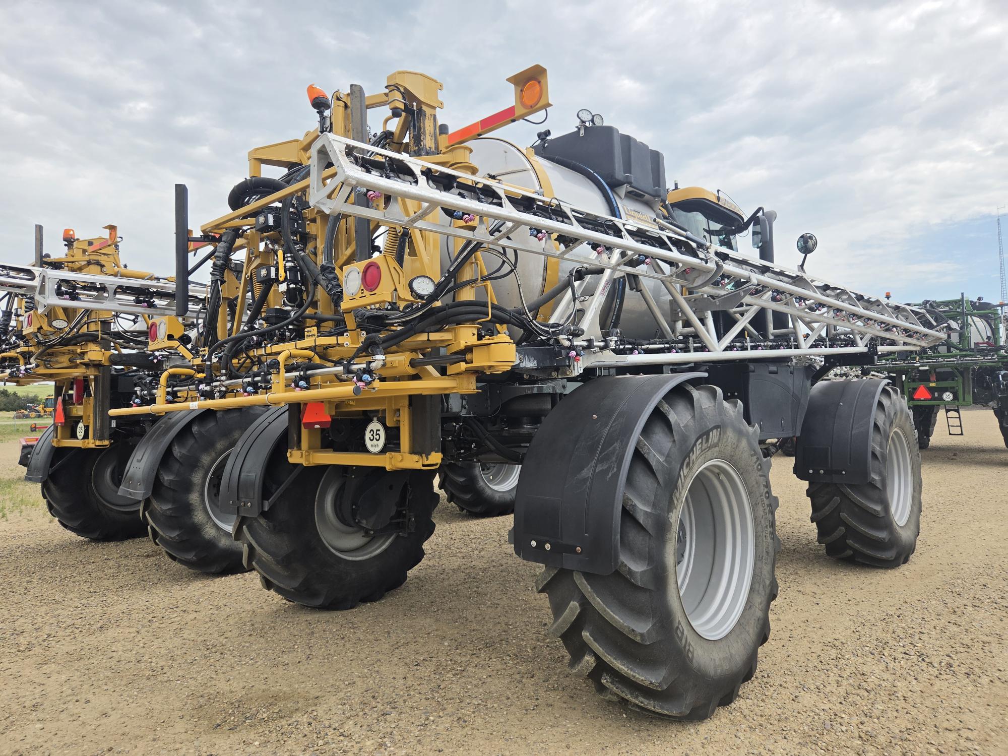 2022 RoGator RG1300C Sprayer/High Clearance