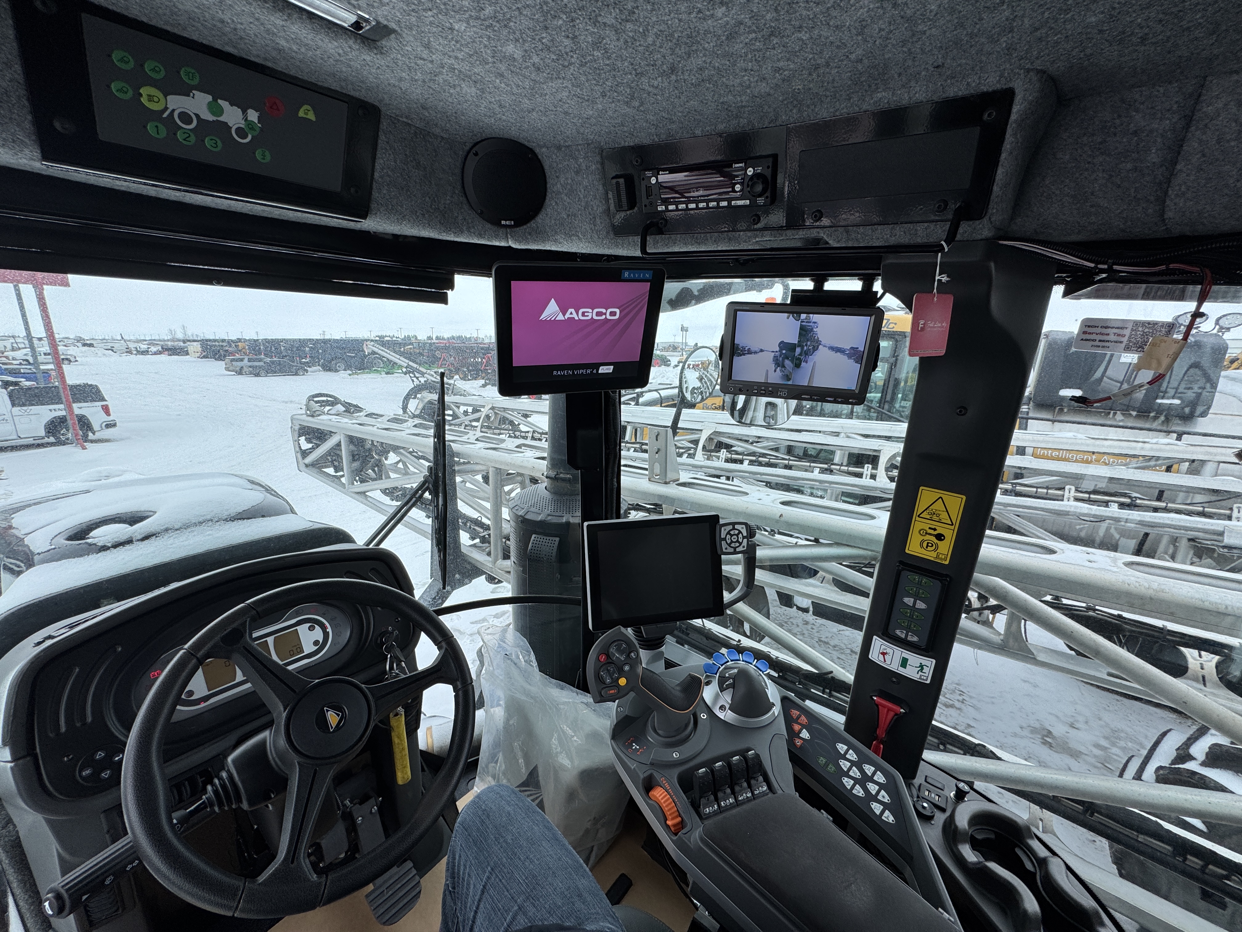 2022 RoGator RG1300C Sprayer/High Clearance