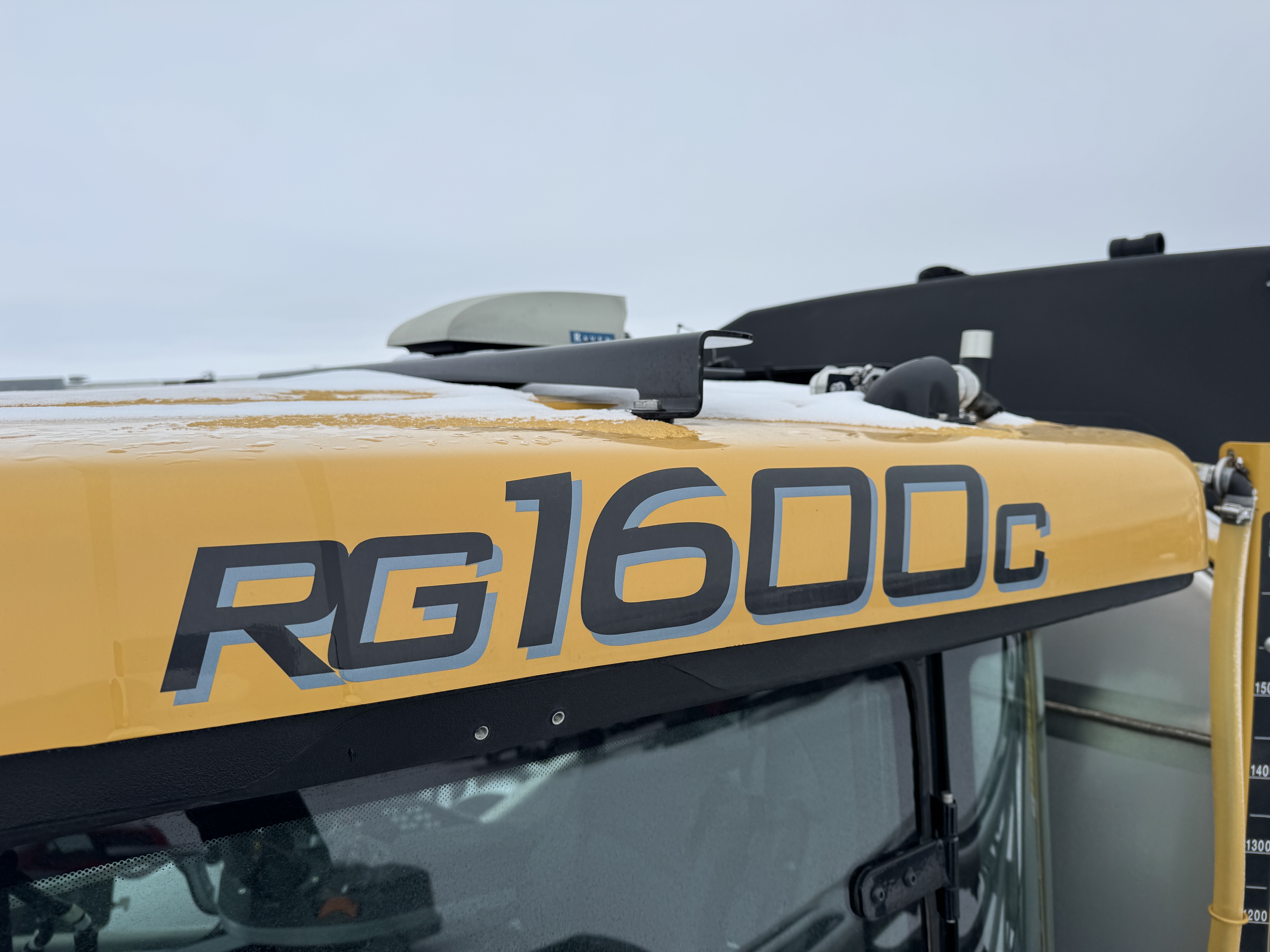 2022 RoGator RG1300C Sprayer/High Clearance