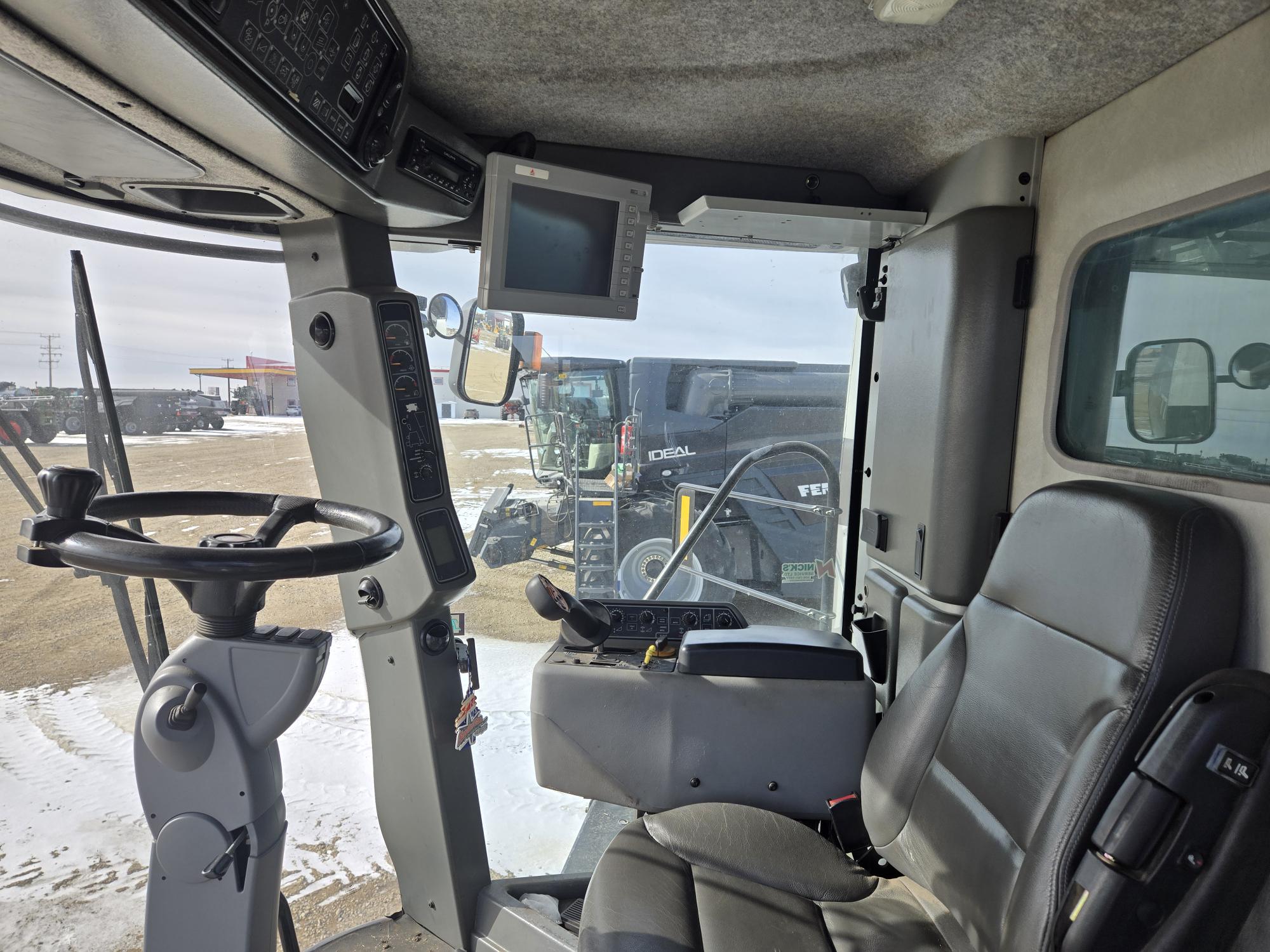 2011 AGCO Gleaner S77 Combine
