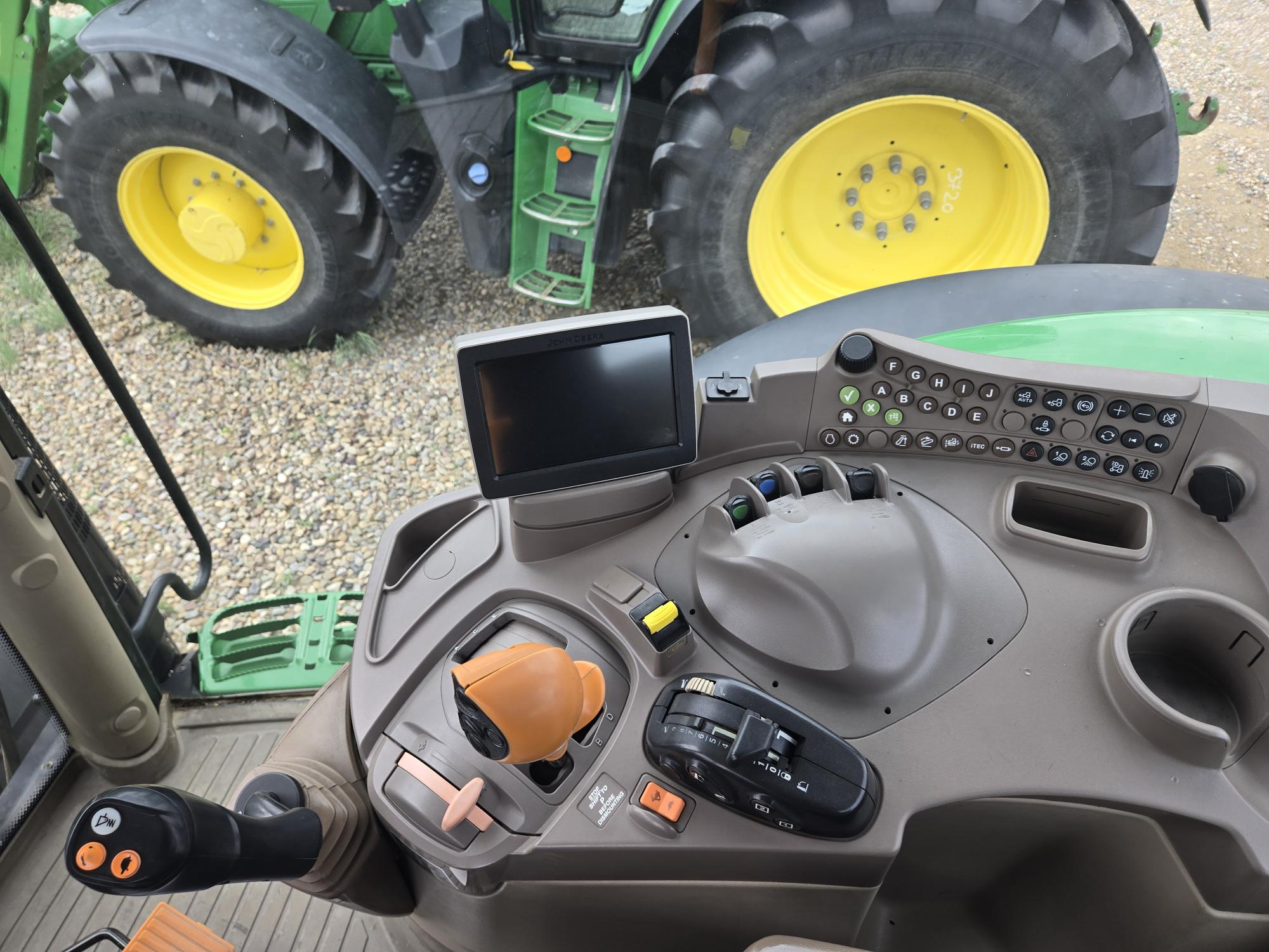 2013 John Deere 6140R Tractor