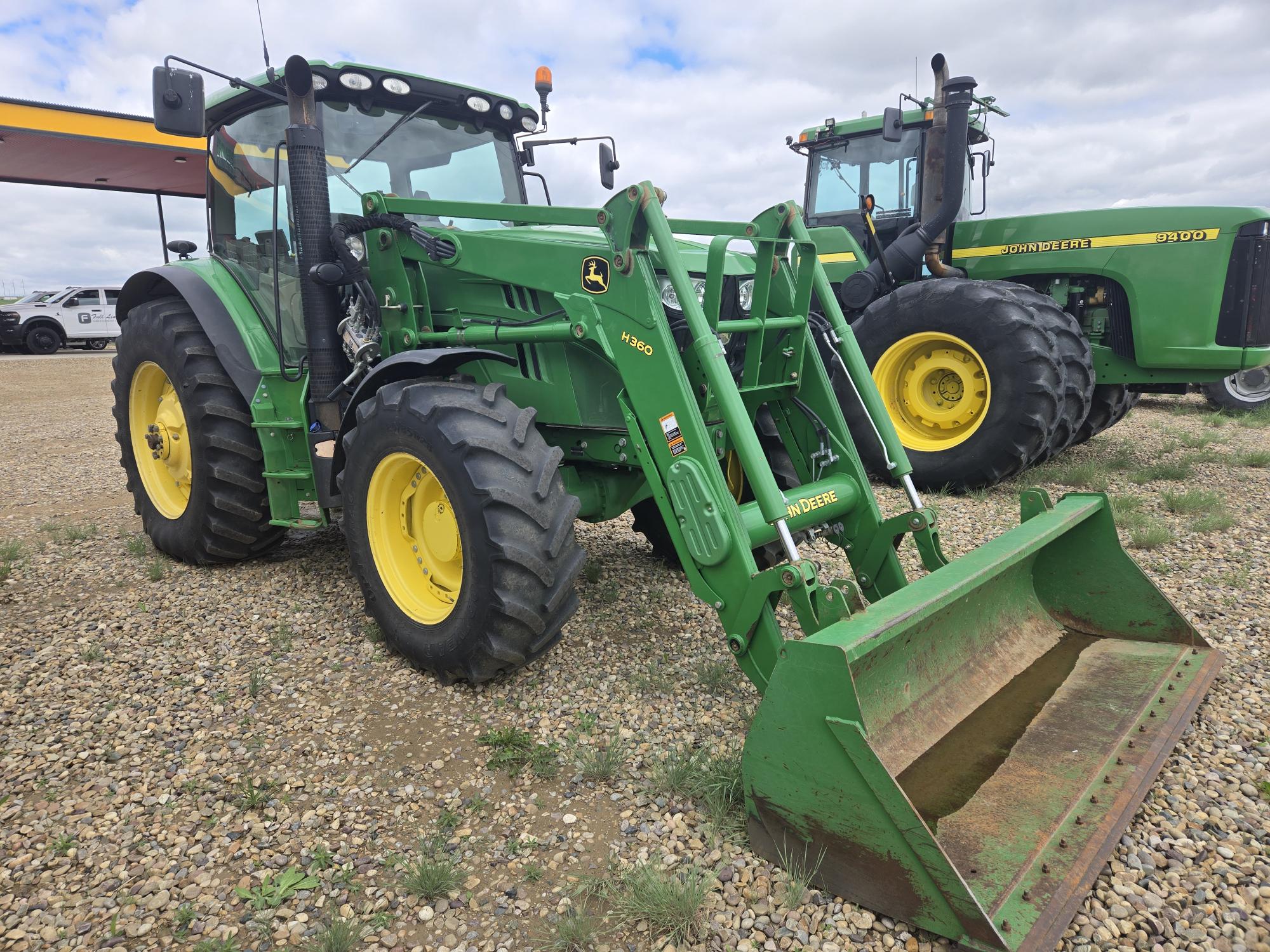 2013 John Deere 6140R Tractor