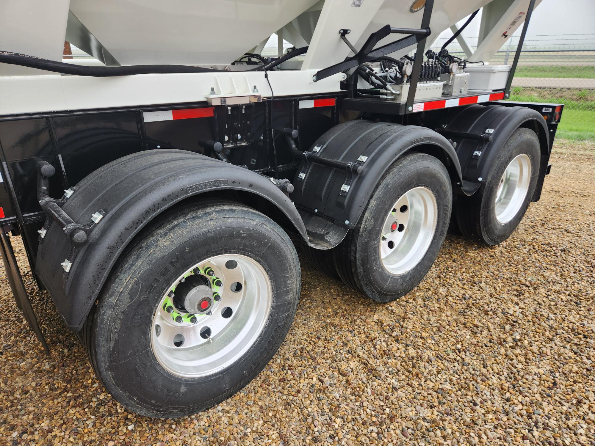 2026 Convey-All CST-1550 Seed Tender