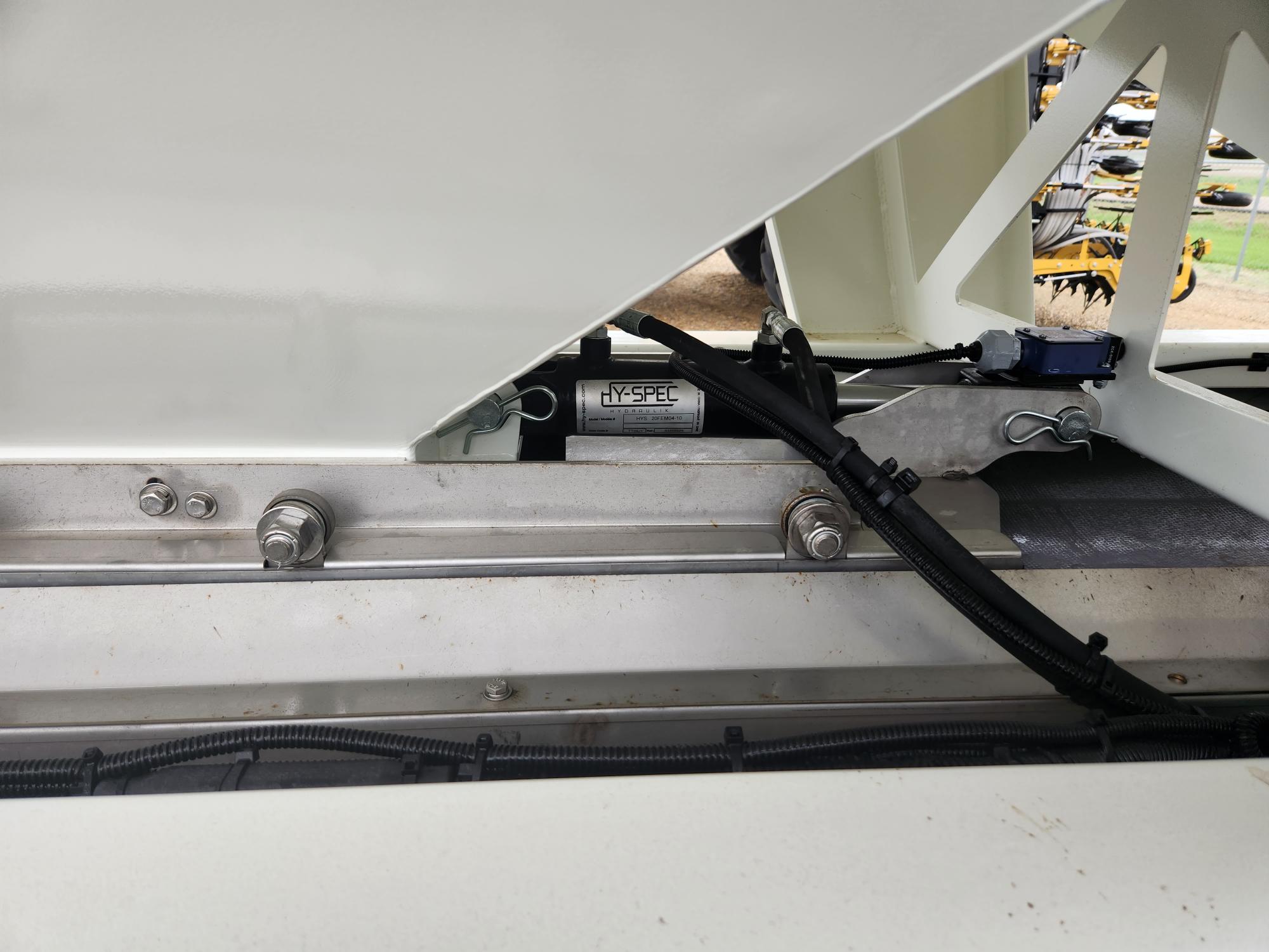 2026 Convey-All CST-1550 Seed Tender