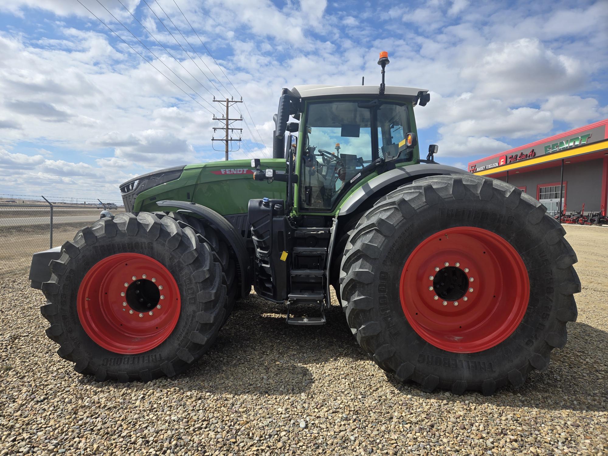 2025 Fendt 1050 Gen3 Tractor