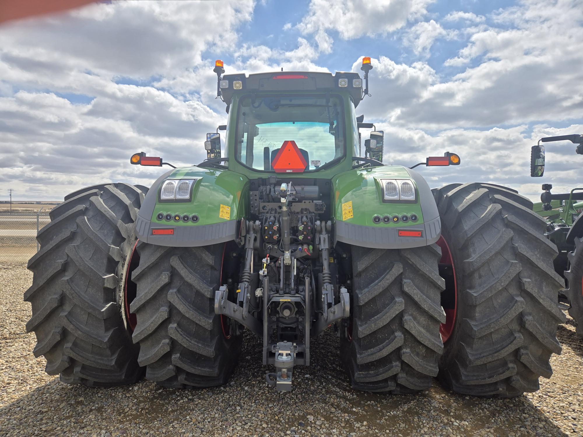 2025 Fendt 1050 Gen3 Tractor