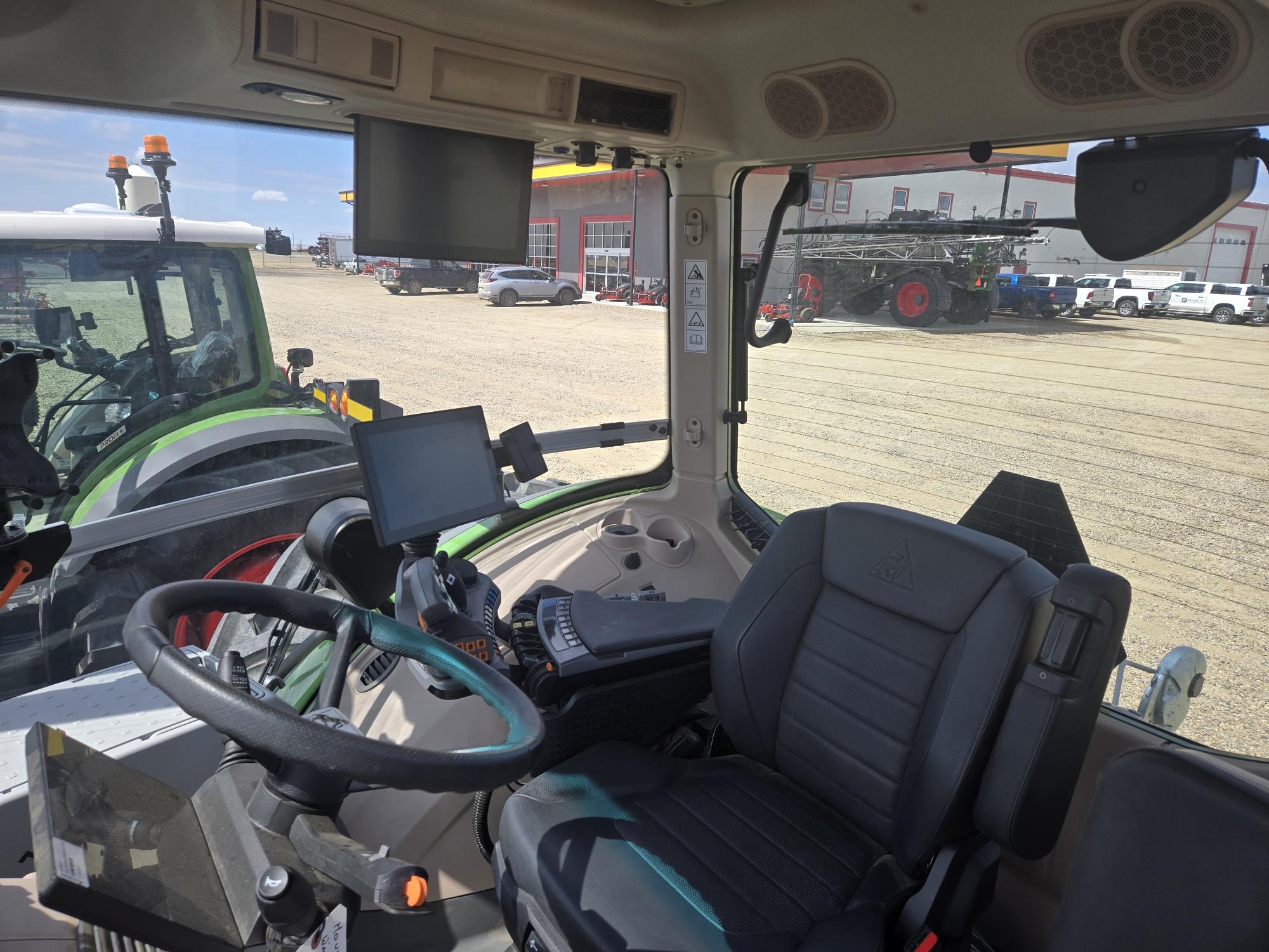 2025 Fendt 1050 Gen3 Tractor