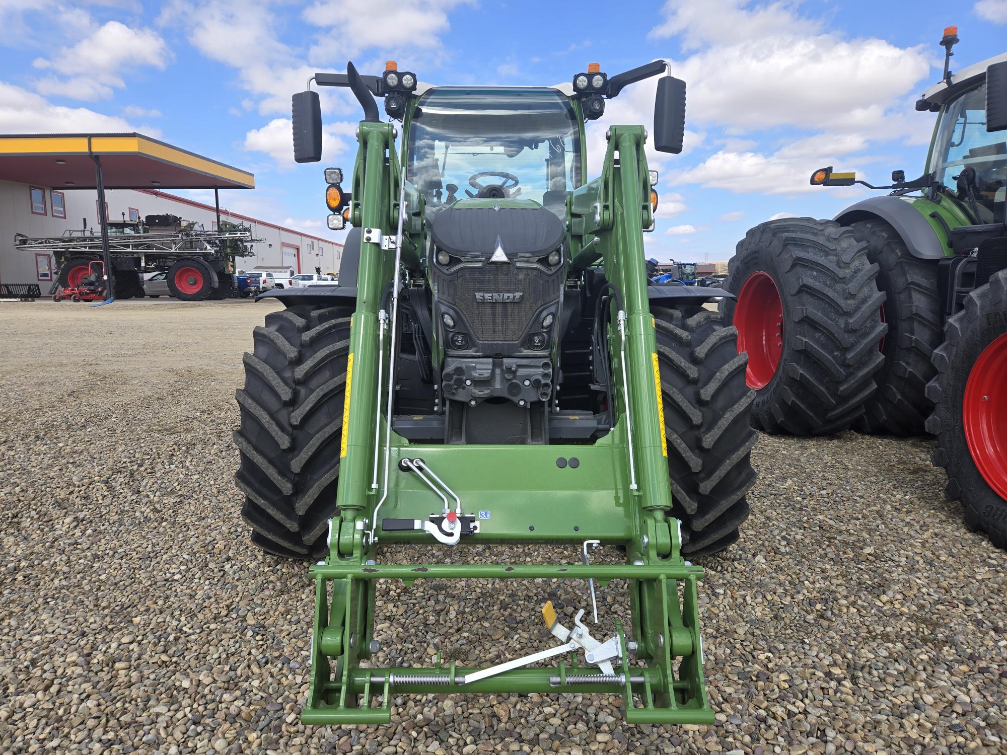 2025 Fendt 620 Tractor