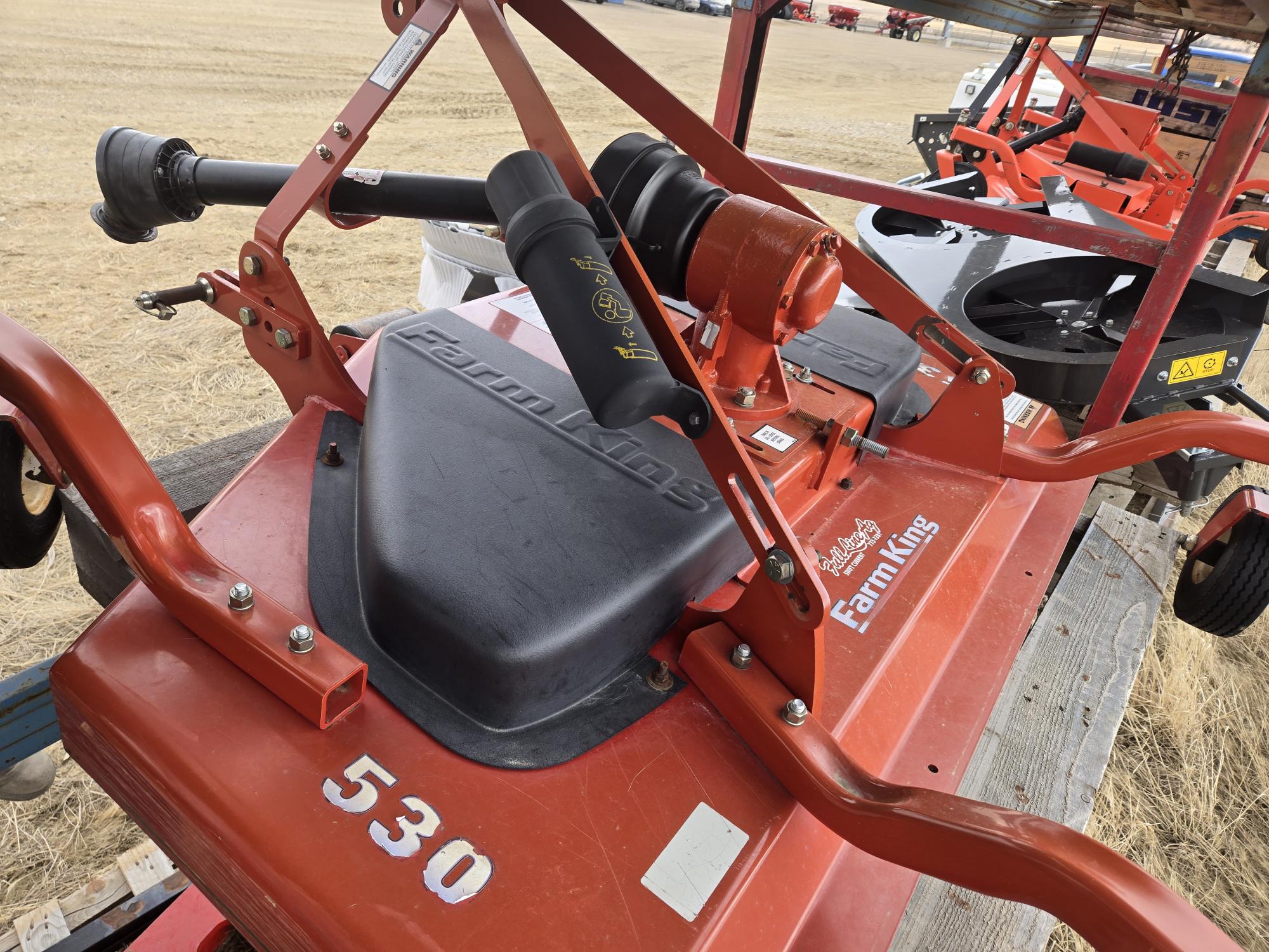2014 Farm King Y530 Mower/Finishing