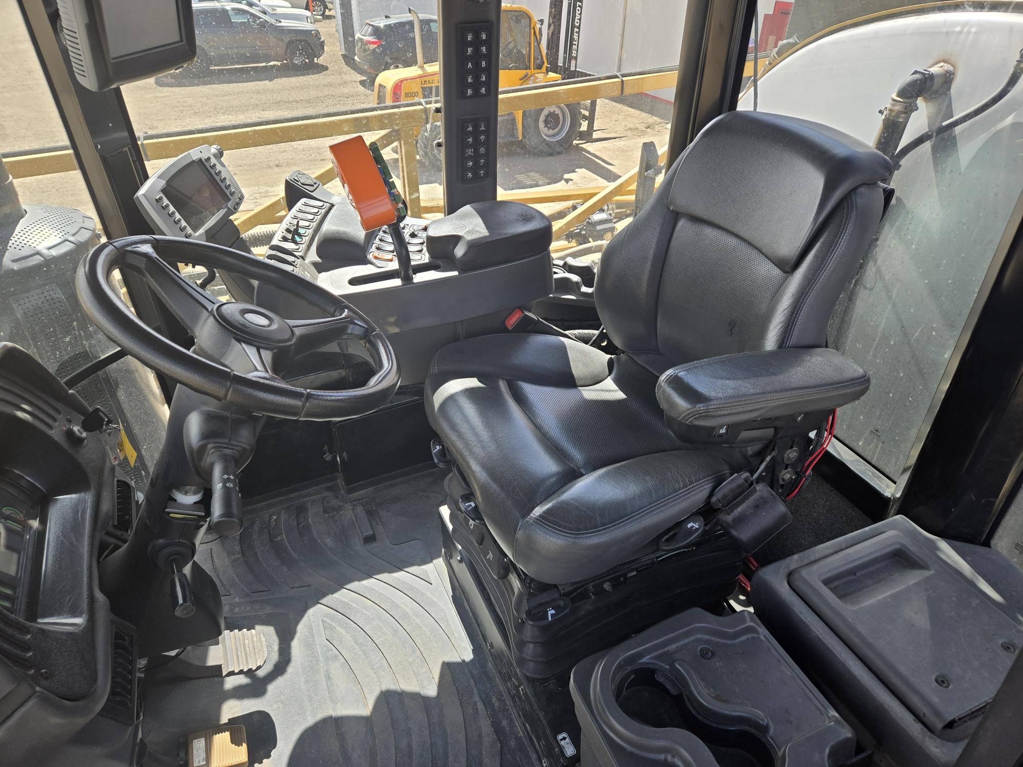 2015 RoGator RG1300B Sprayer/High Clearance