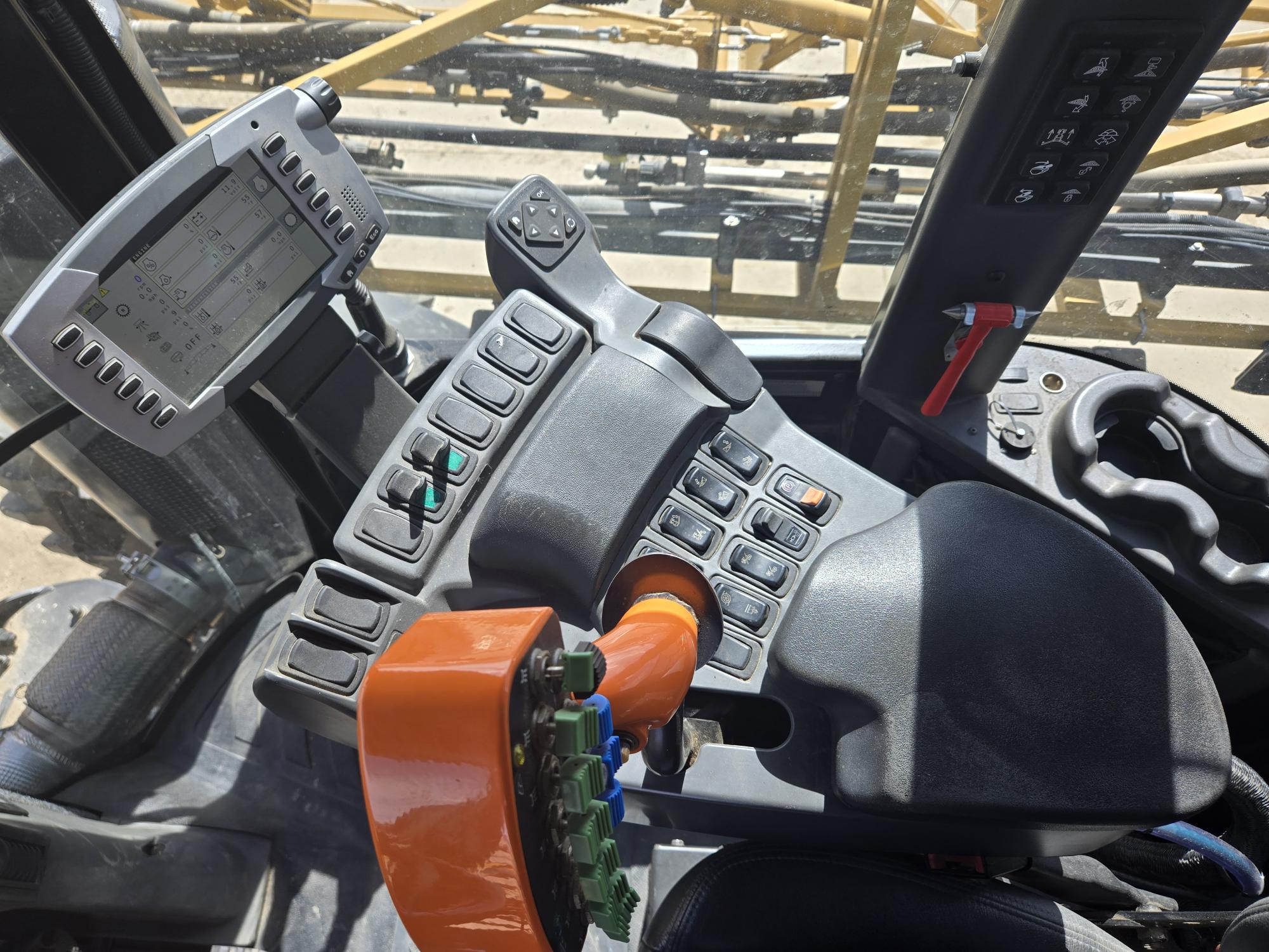 2015 RoGator RG1300B Sprayer/High Clearance