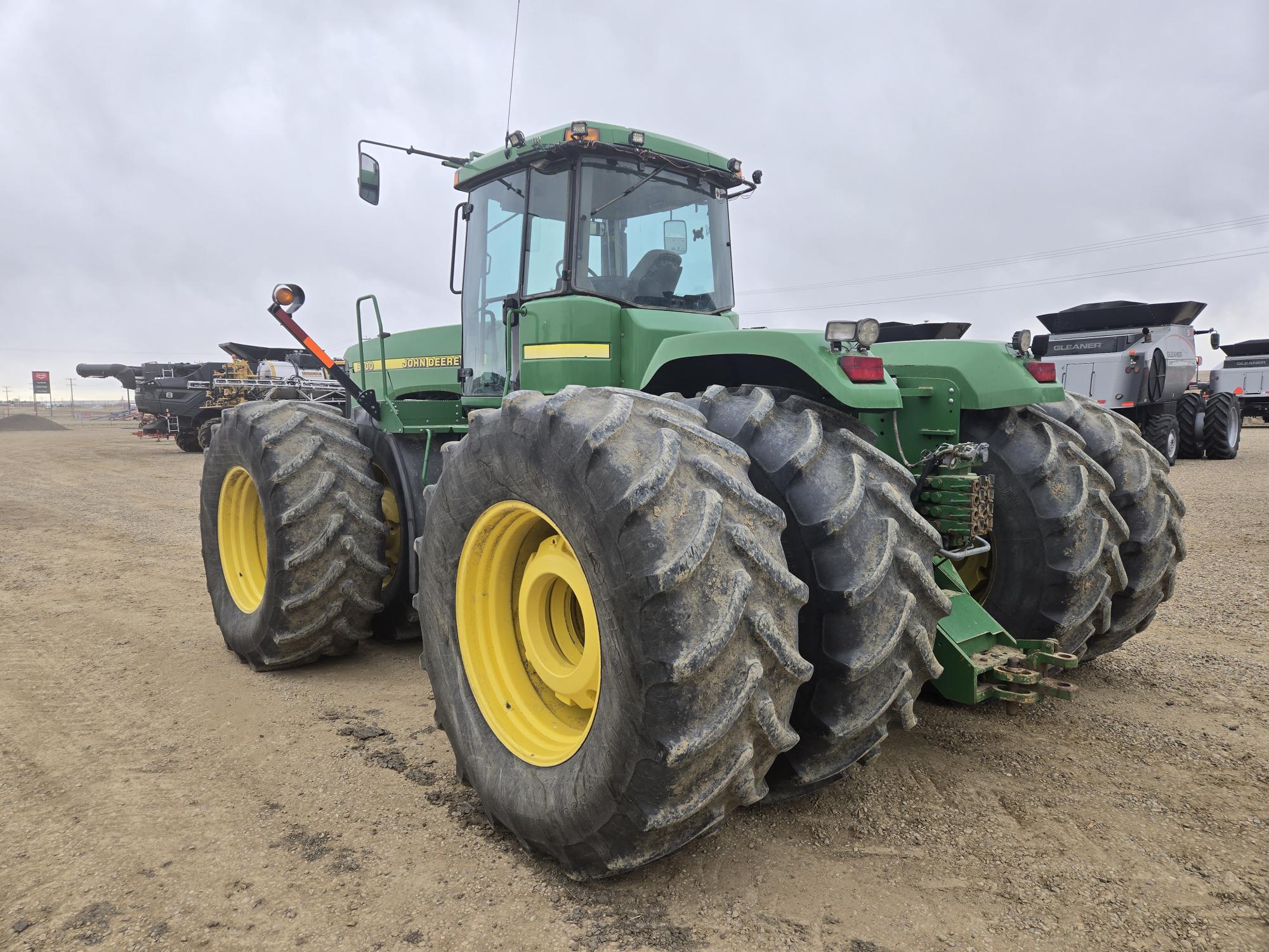 2000 John Deere 9400 Tractor