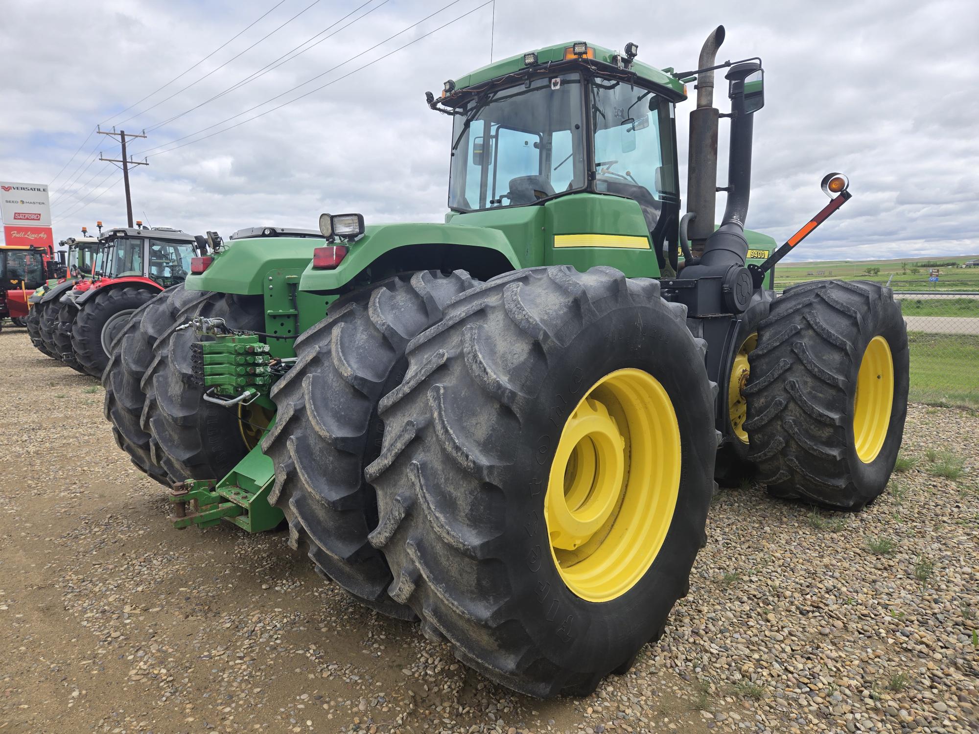 2000 John Deere 9400 Tractor