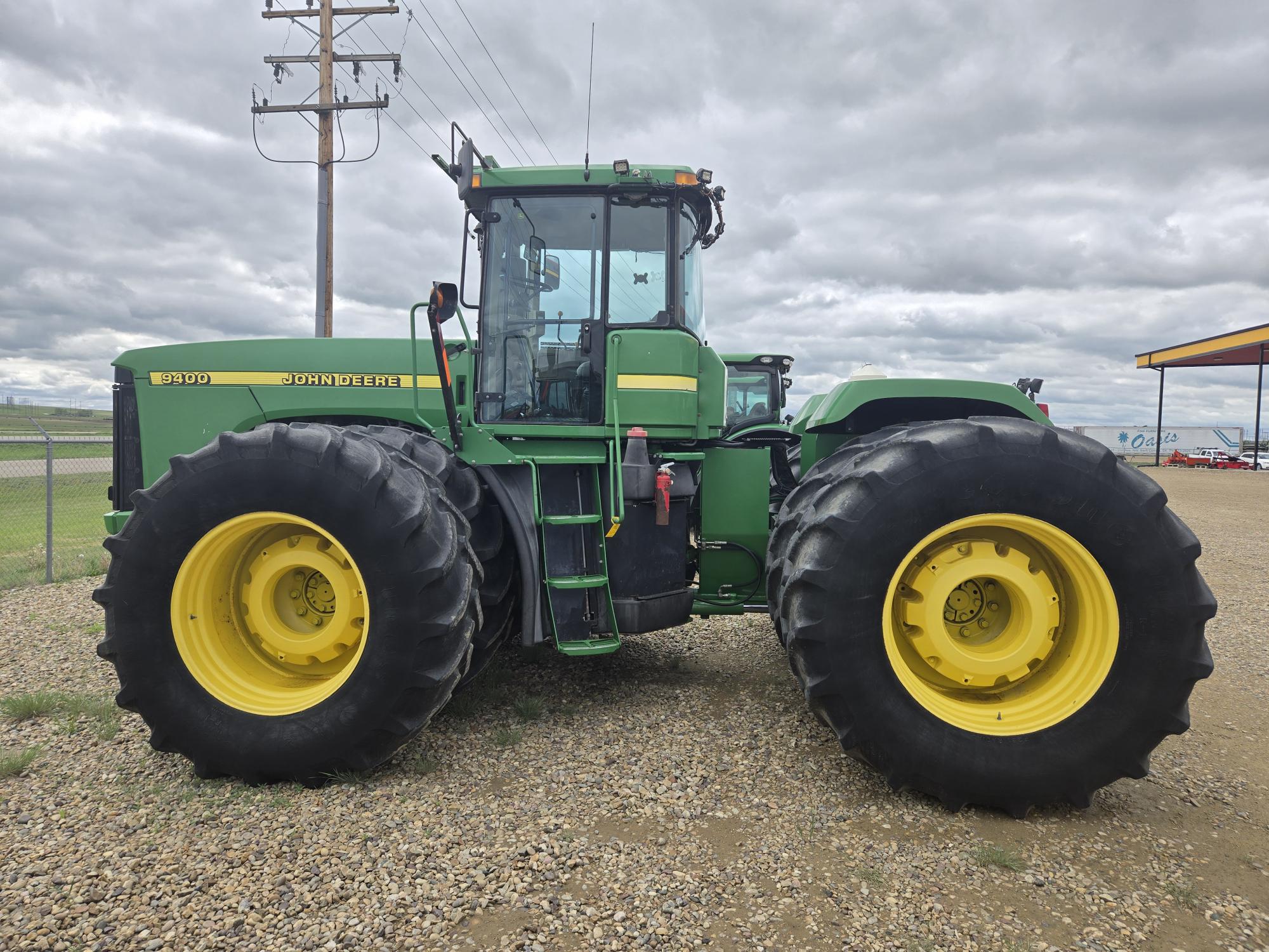 2000 John Deere 9400 Tractor