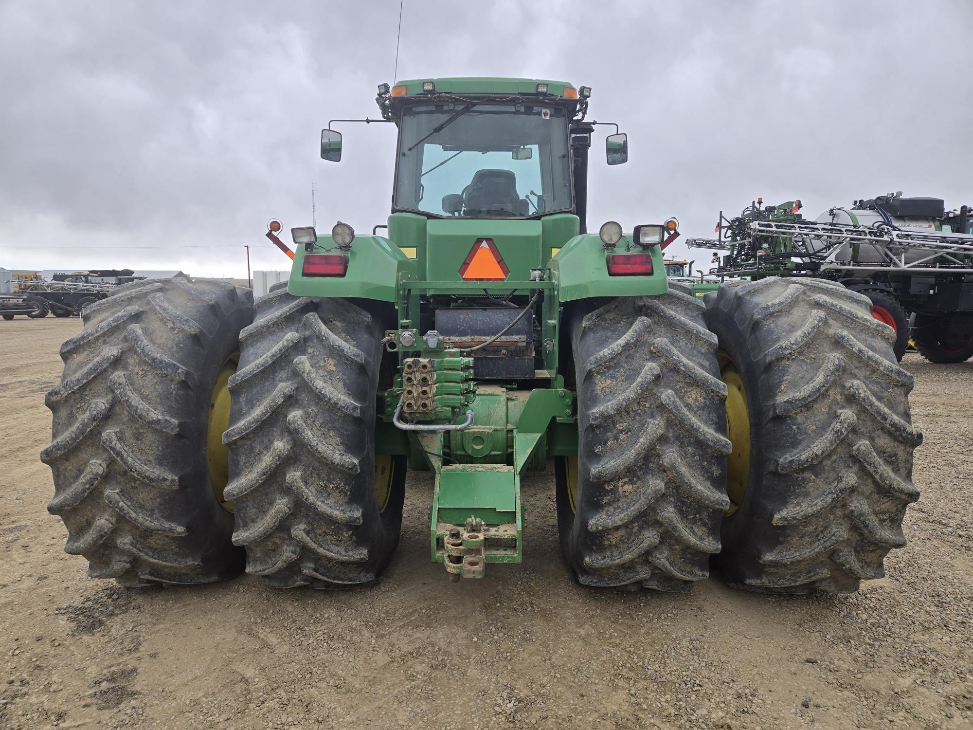 2000 John Deere 9400 Tractor