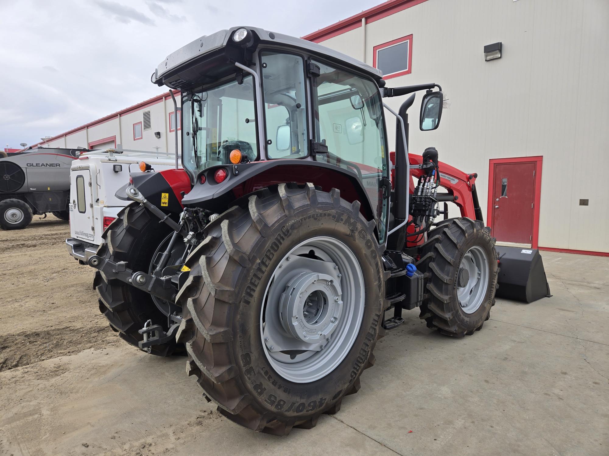 2026 Massey Ferguson 5M.145 Tractor