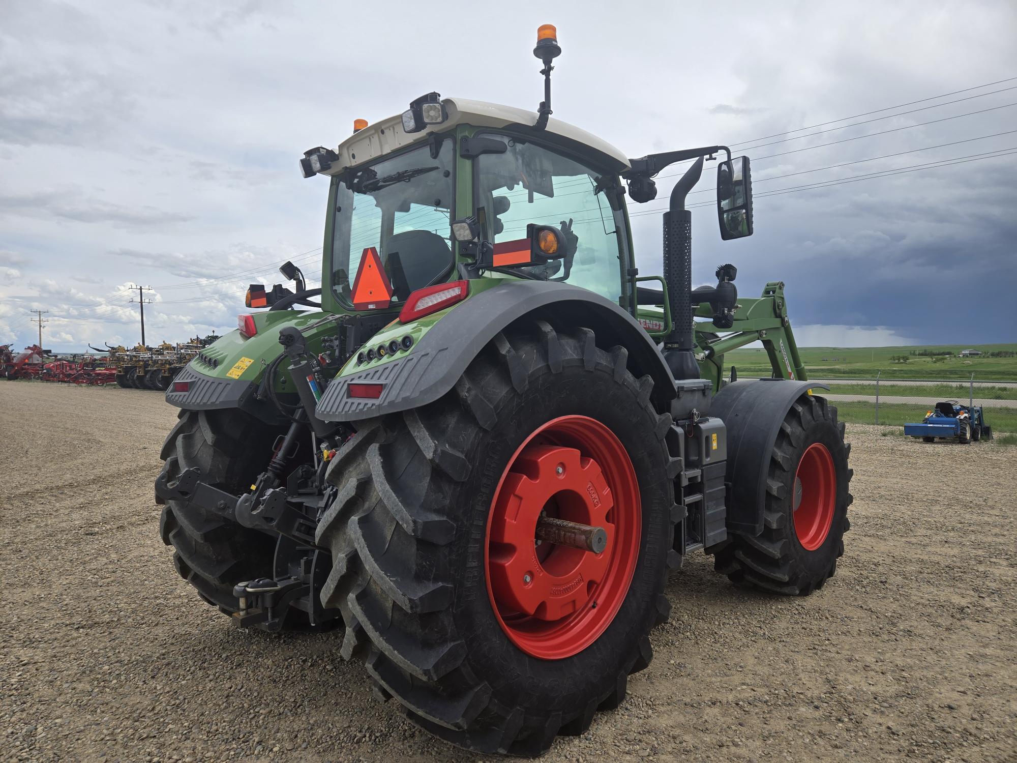 2025 Fendt 724 Gen7 Tractor