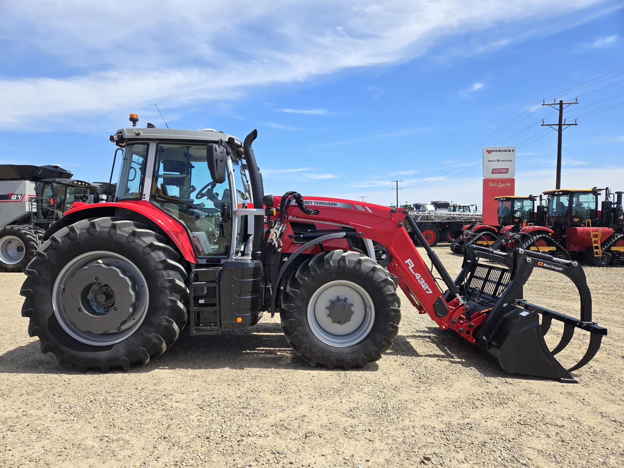 2024 Massey Ferguson 7S.190 Deluxe Tractor