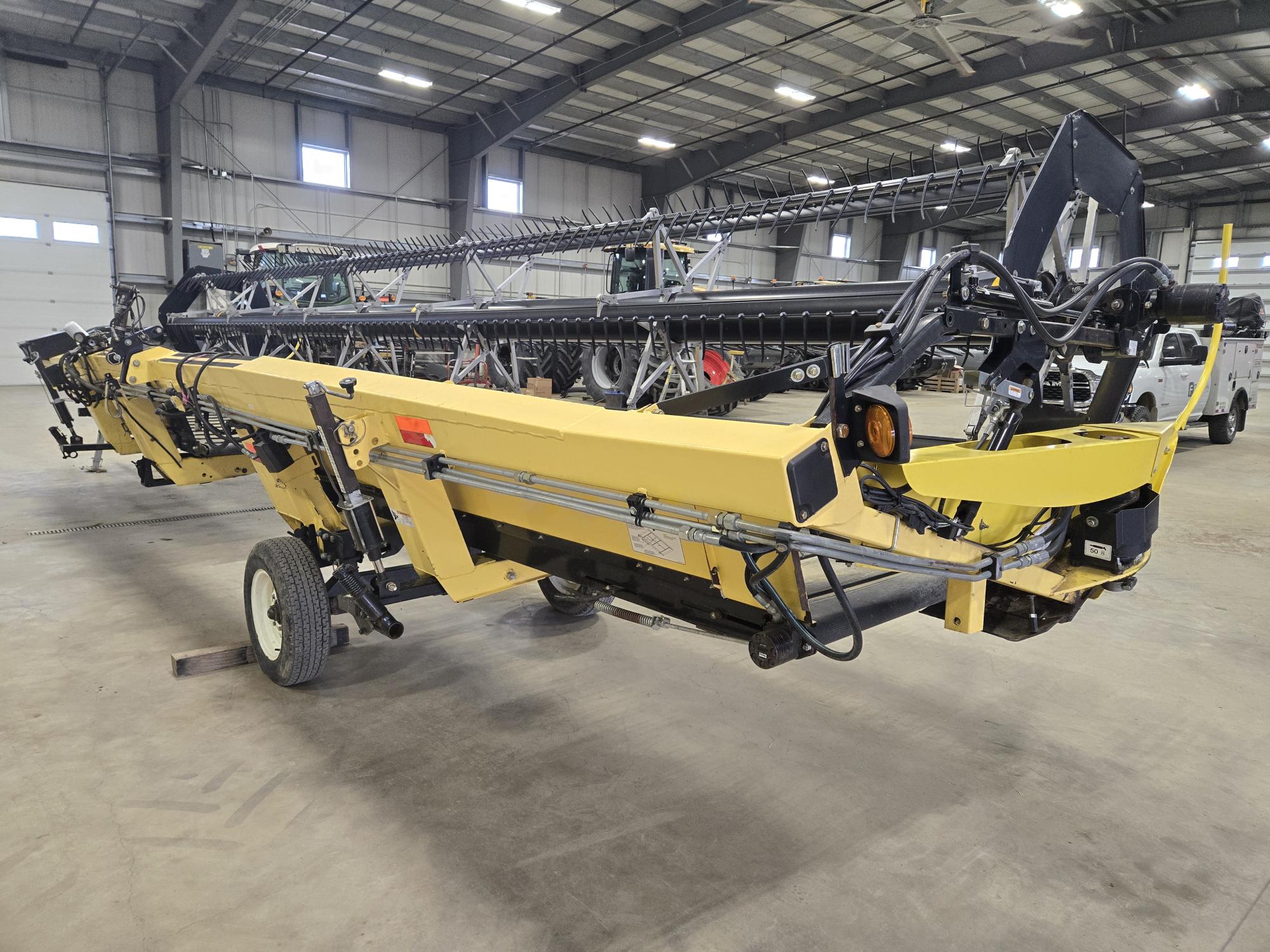 2010 John Deere R450 Windrower