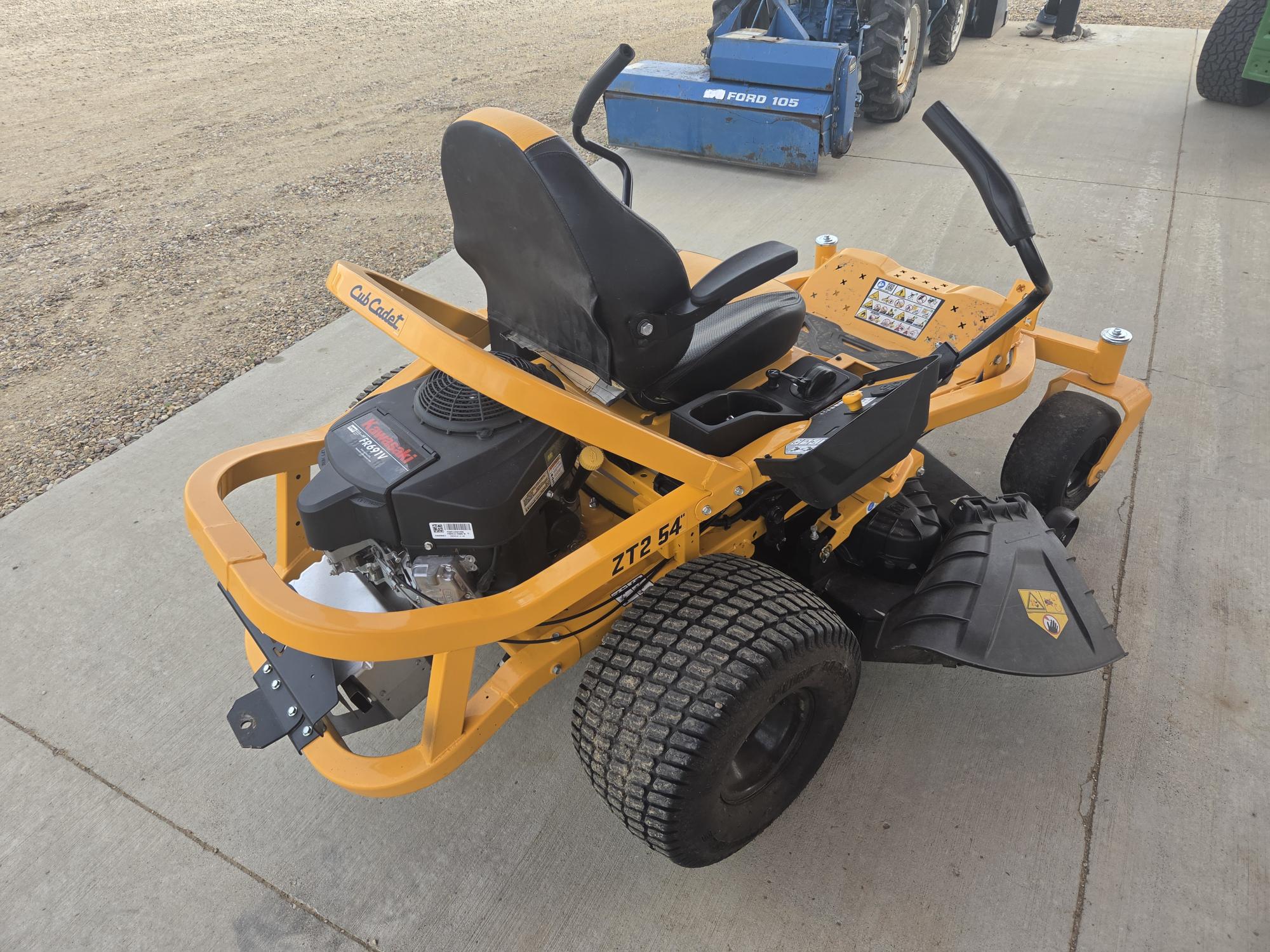 2021 Cub Cadet ZT2 54 Mower/Zero Turn