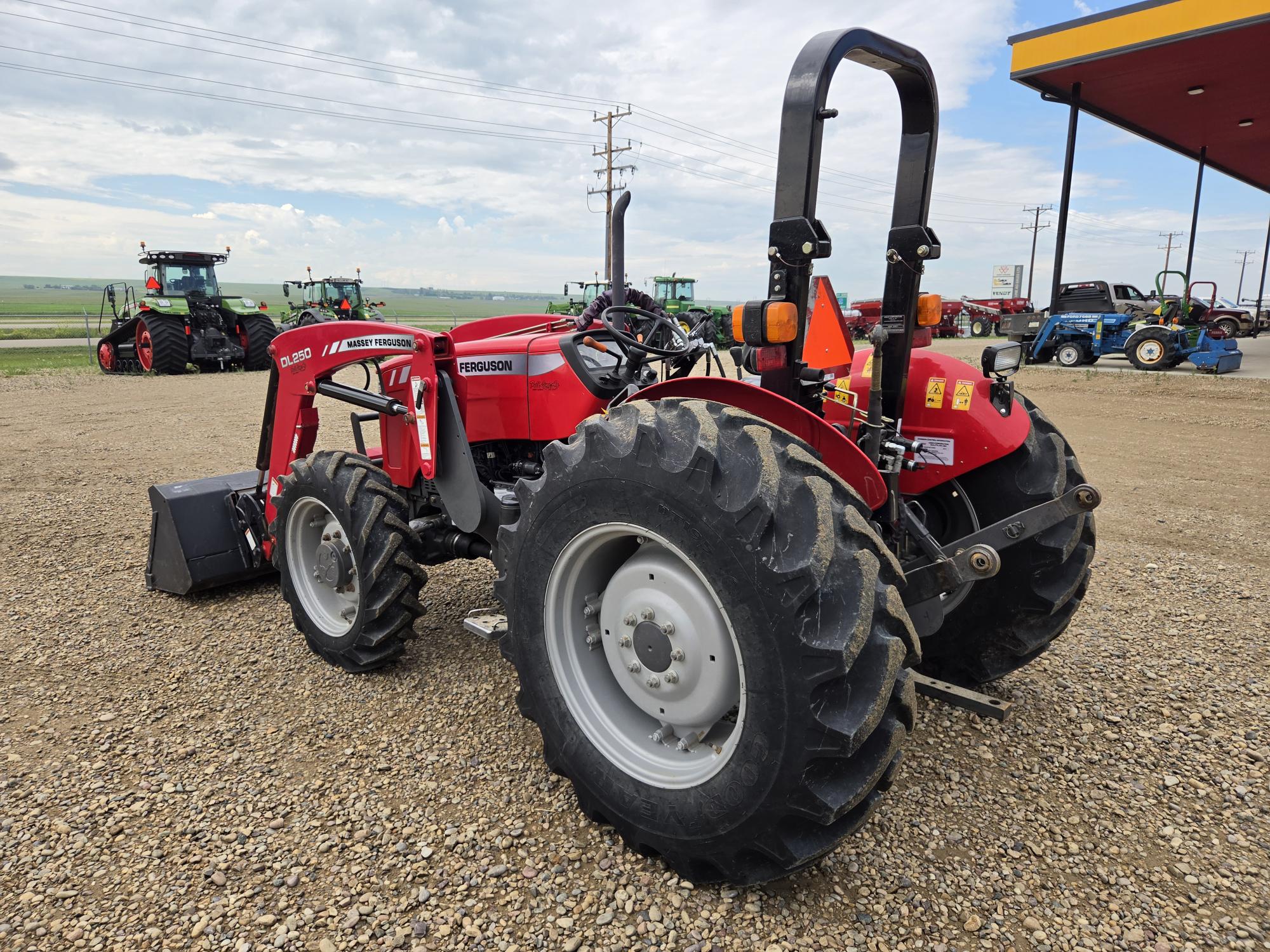 2013 Massey Ferguson 2635 Tractor
