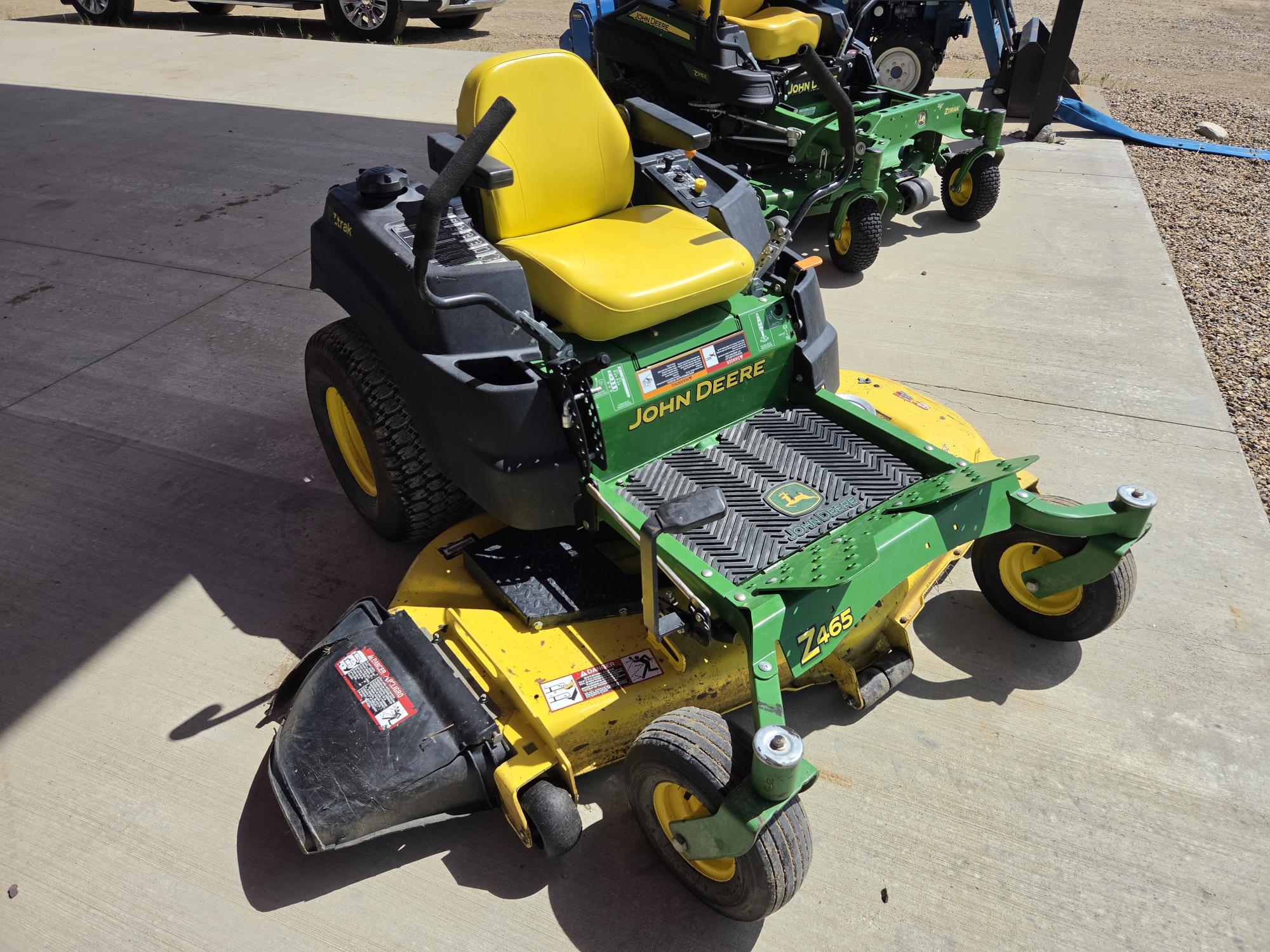 2014 John Deere Z465 Mower/Zero Turn