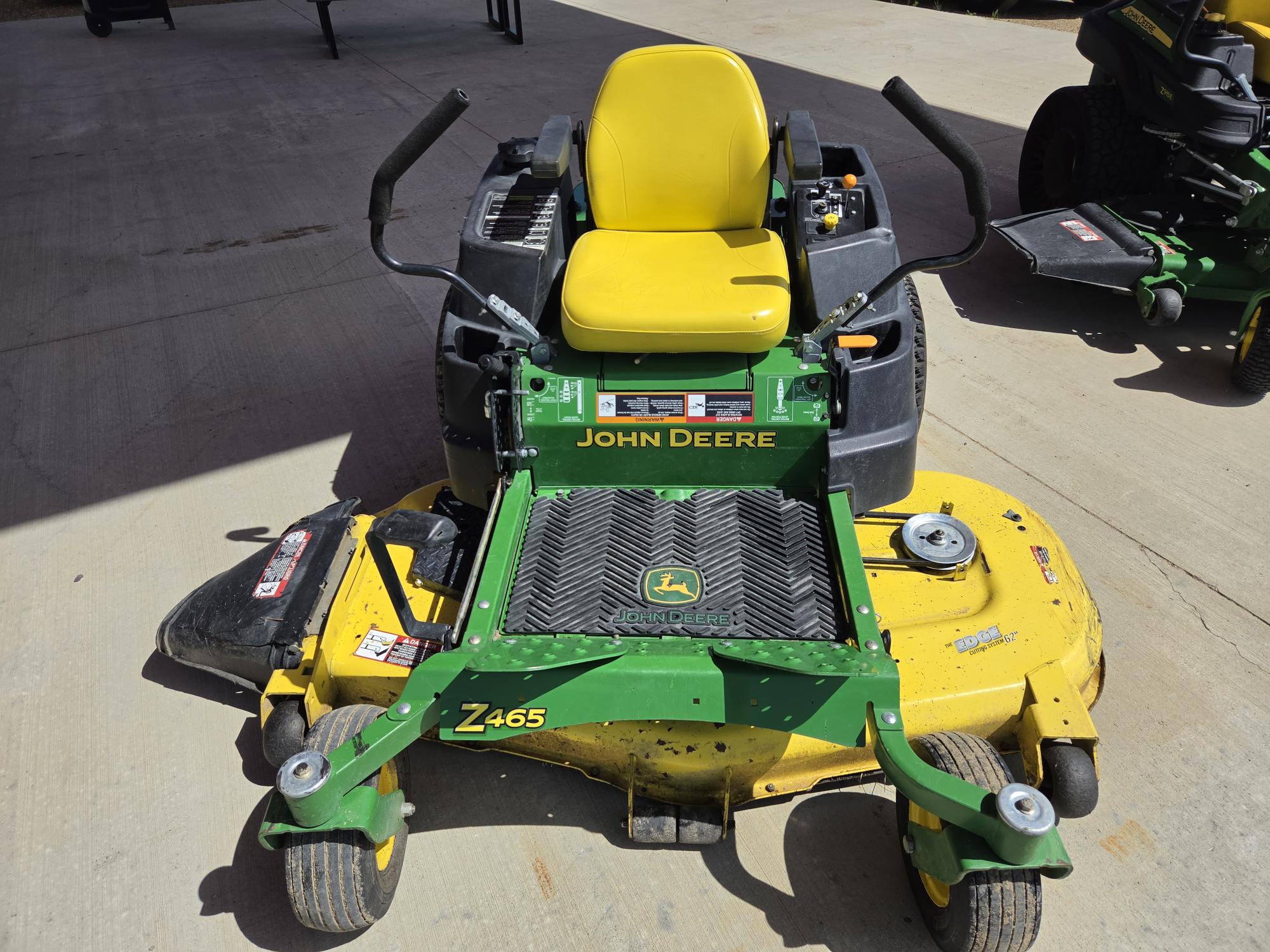 2014 John Deere Z465 Mower/Zero Turn