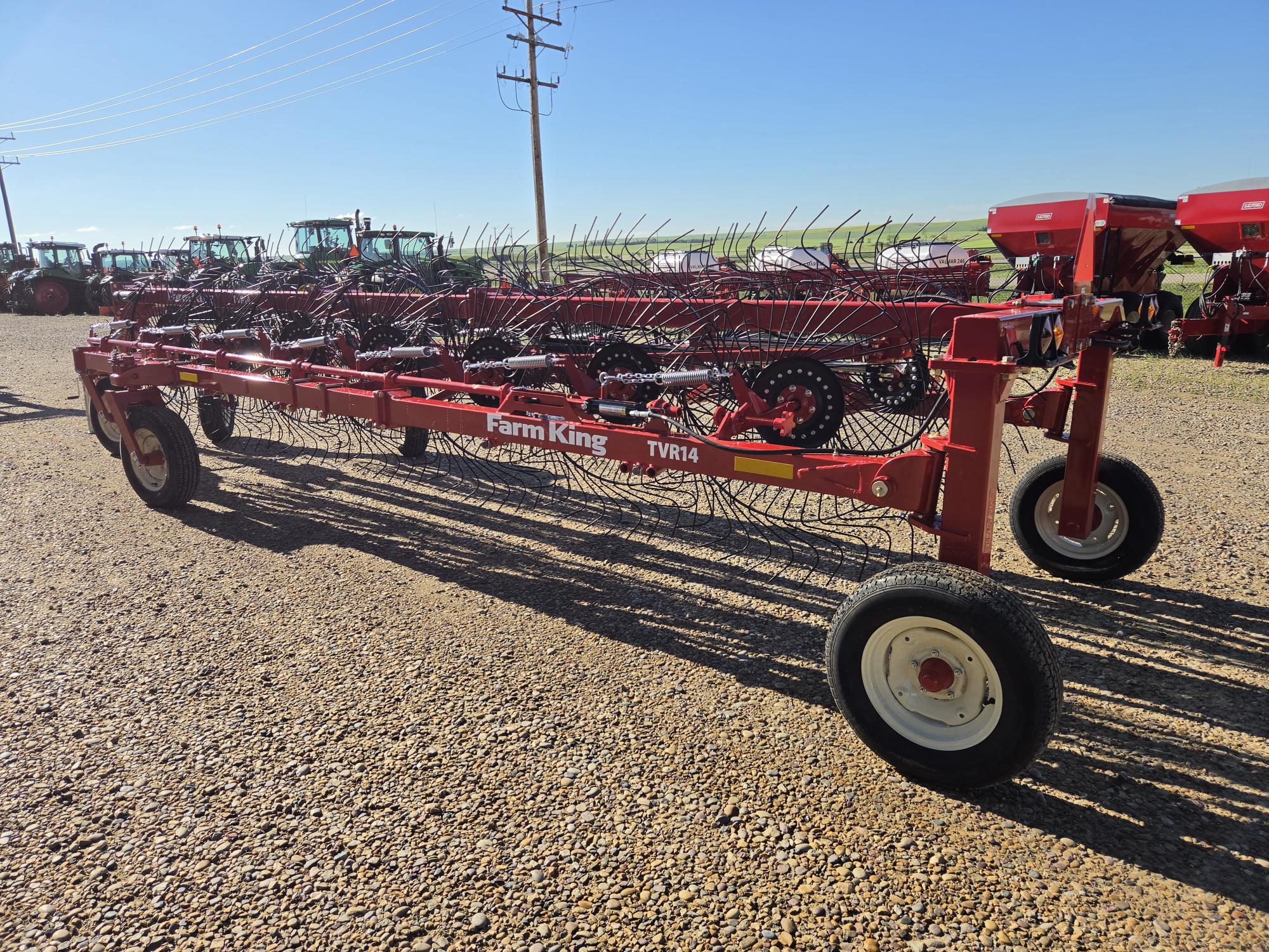 2026 Farm King TVR14 Rake/Hay